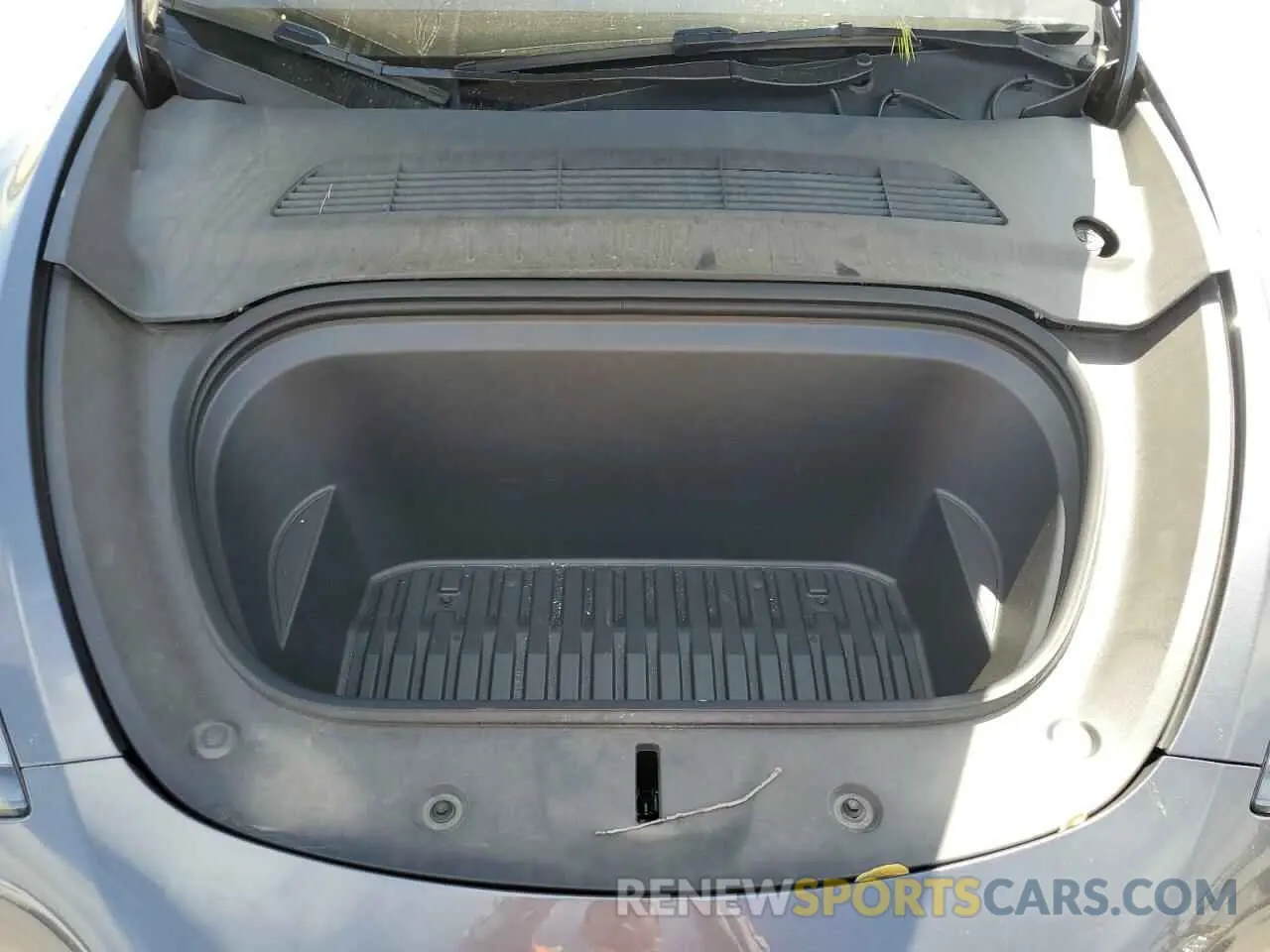 13 Photograph of a damaged car 7SAYGDEE3PF910413 TESLA MODEL Y 2023