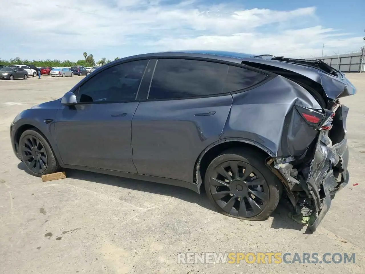 2 Photograph of a damaged car 7SAYGDEE3PF910413 TESLA MODEL Y 2023