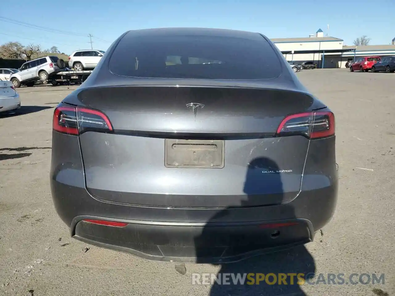 6 Photograph of a damaged car 7SAYGDEE3PF980879 TESLA MODEL Y 2023