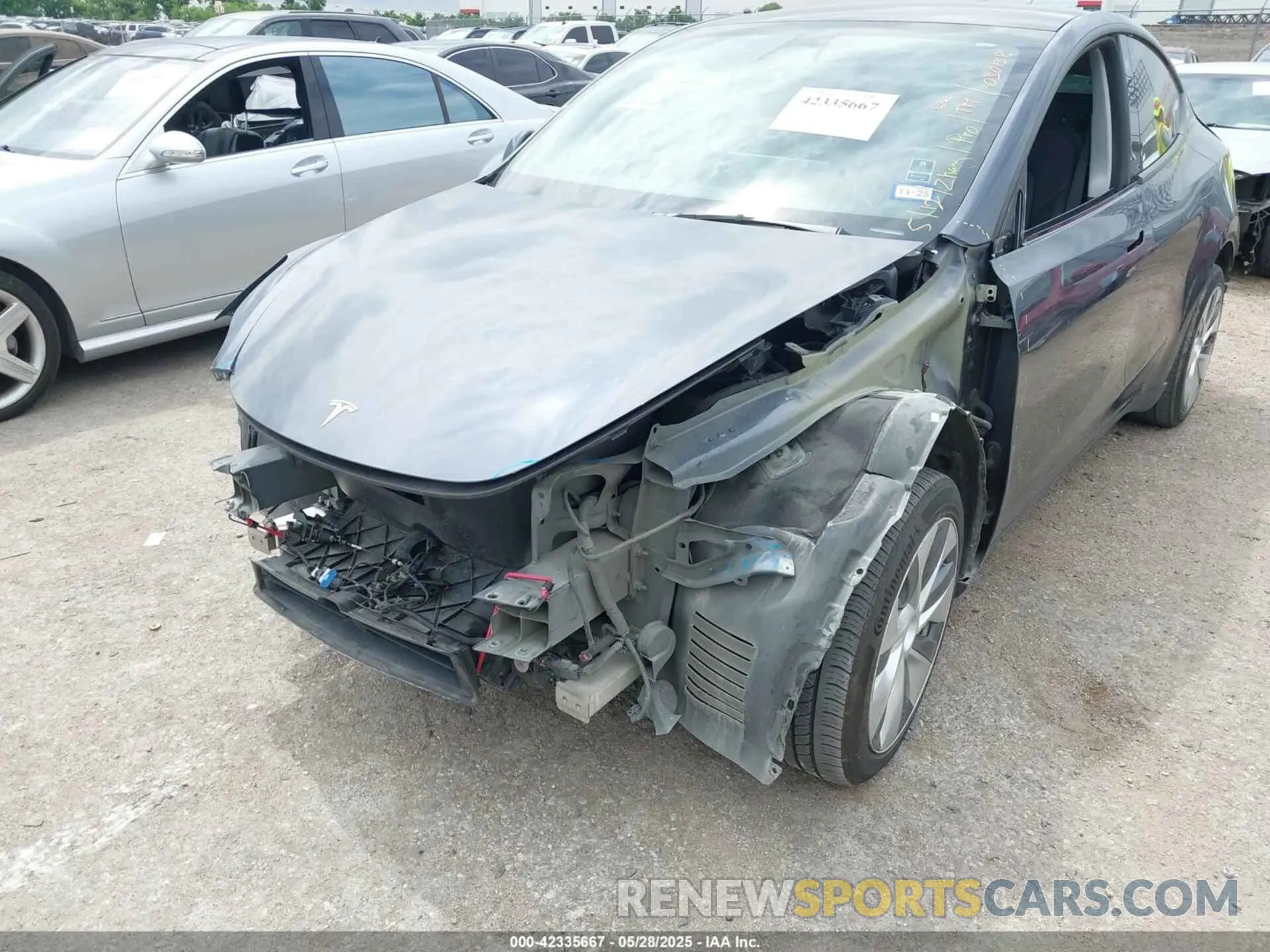 6 Photograph of a damaged car 7SAYGDEE4PA030138 TESLA MODEL Y 2023