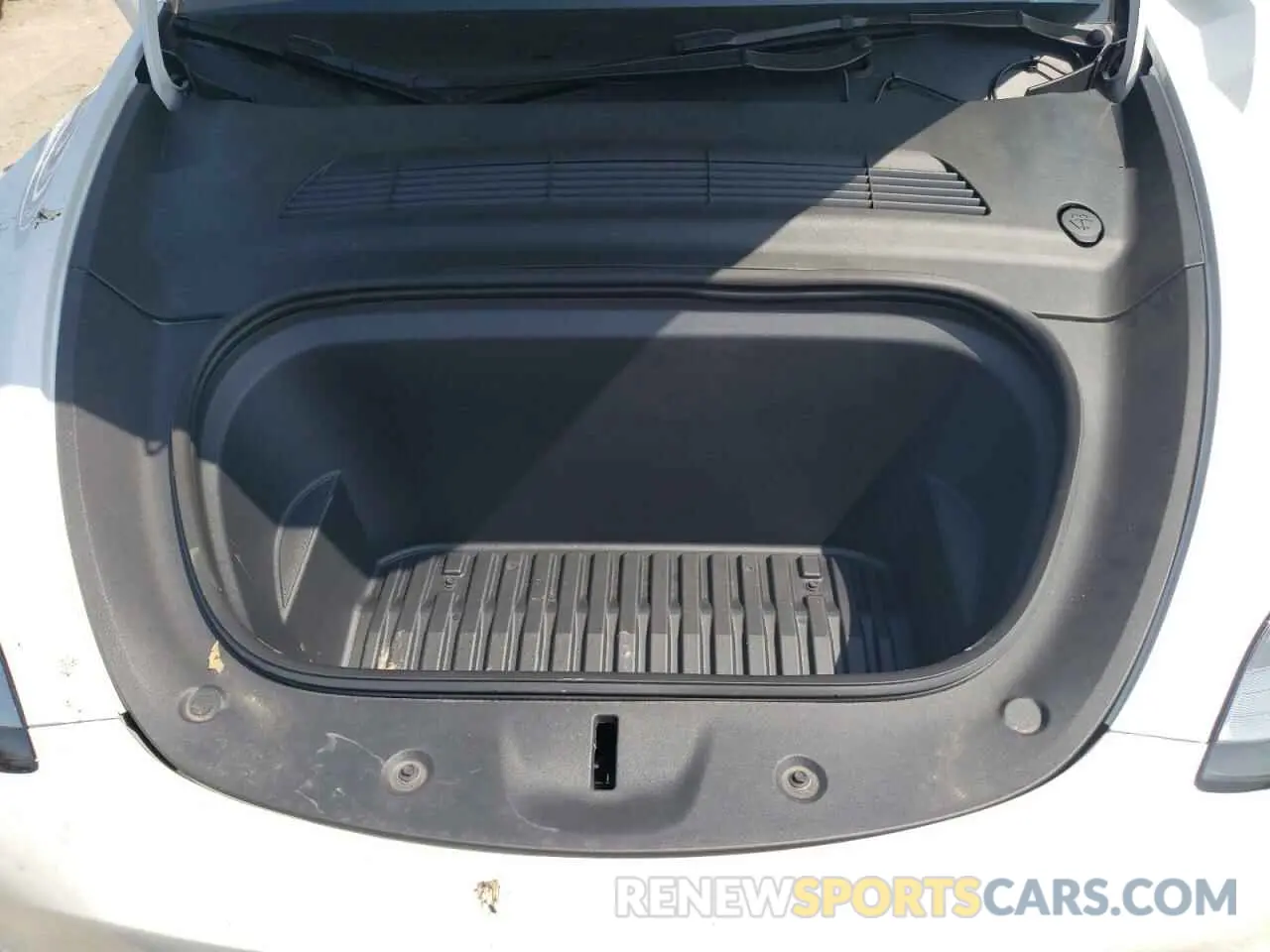 11 Photograph of a damaged car 7SAYGDEE4PA032245 TESLA MODEL Y 2023