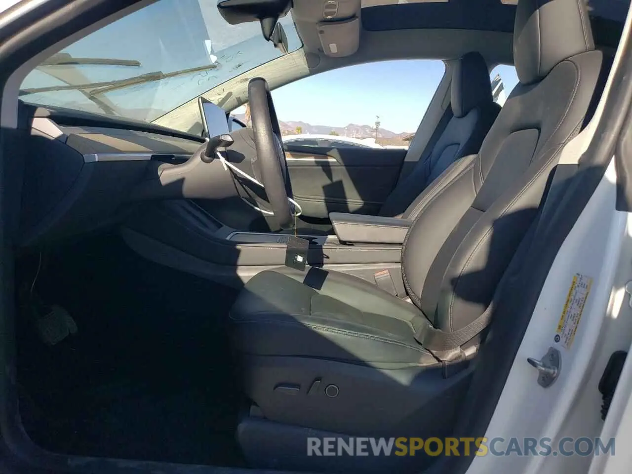 7 Photograph of a damaged car 7SAYGDEE4PA036523 TESLA MODEL Y 2023