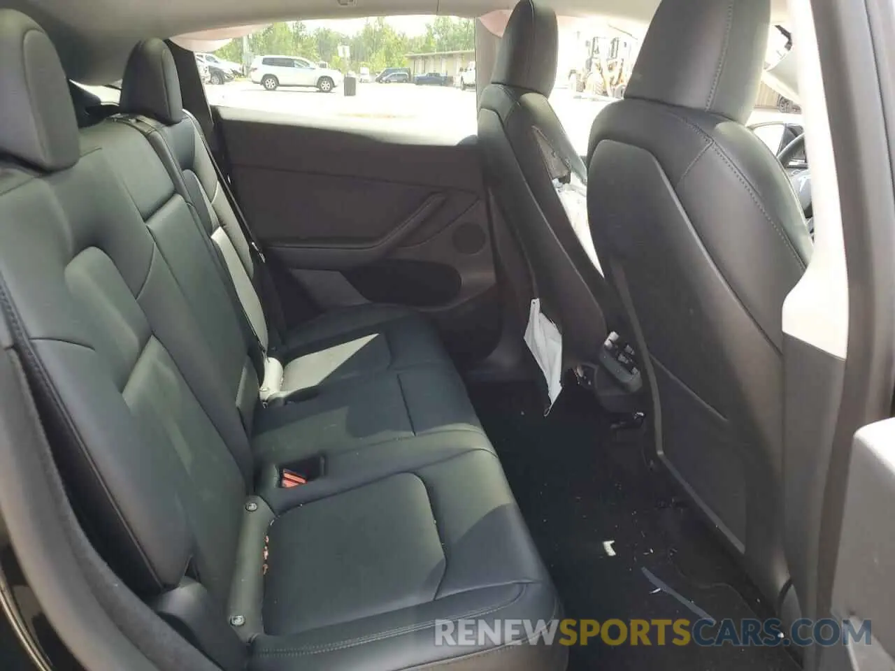 10 Photograph of a damaged car 7SAYGDEE4PA036974 TESLA MODEL Y 2023