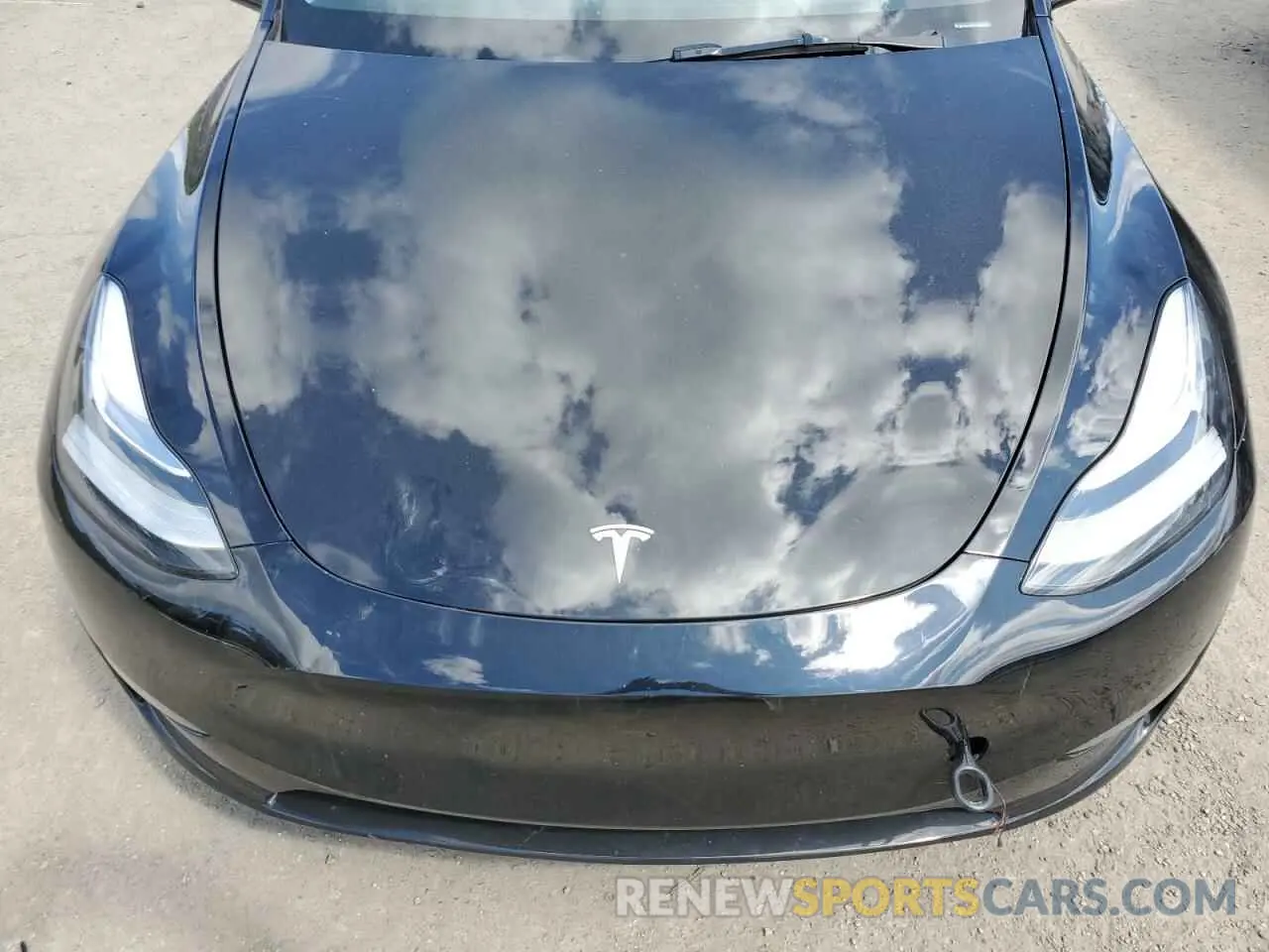 11 Photograph of a damaged car 7SAYGDEE4PA036974 TESLA MODEL Y 2023