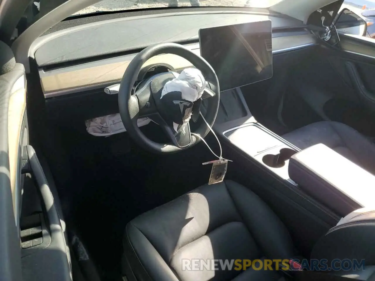 8 Photograph of a damaged car 7SAYGDEE4PA040507 TESLA MODEL Y 2023