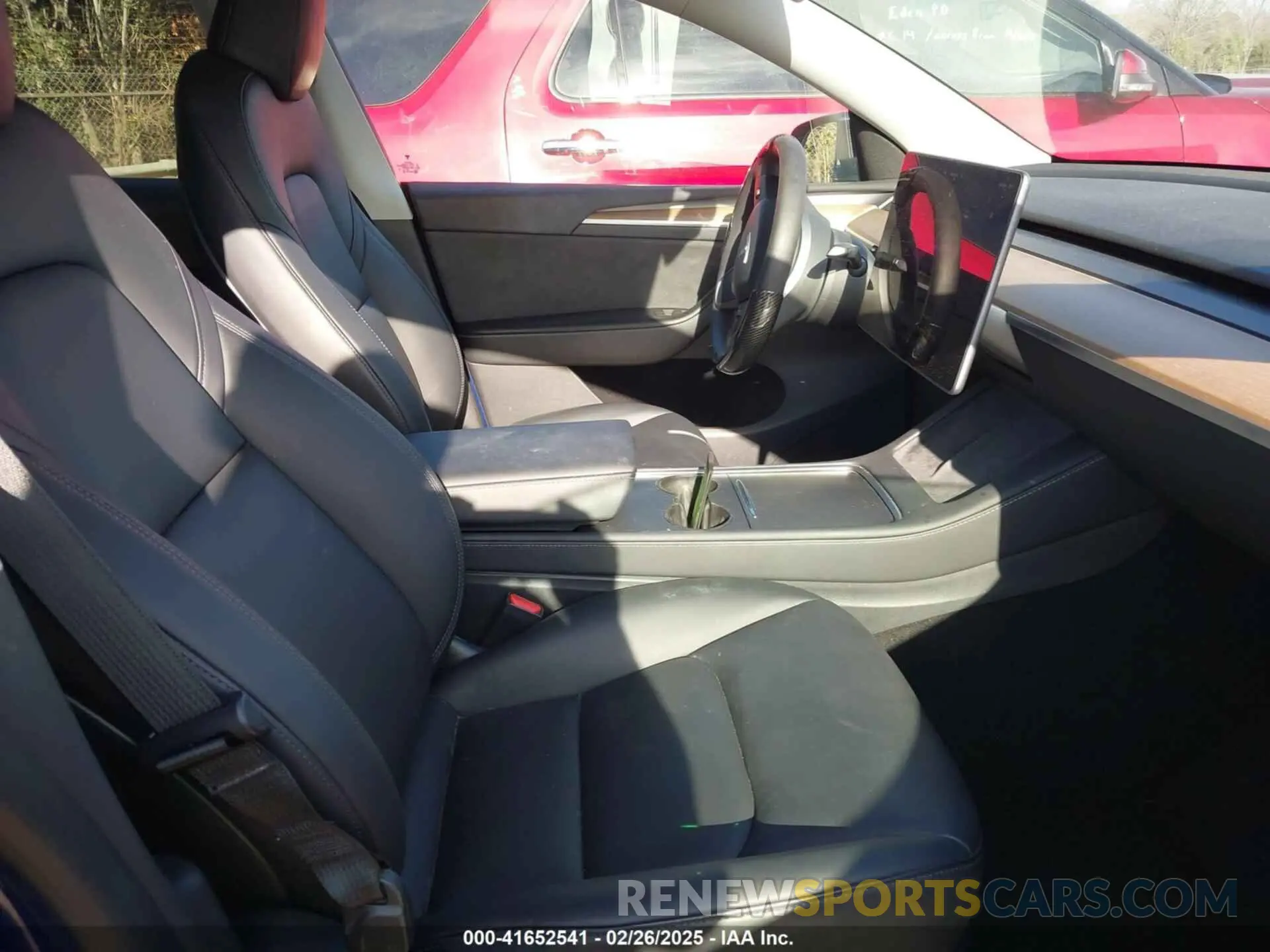 5 Photograph of a damaged car 7SAYGDEE4PA042757 TESLA MODEL Y 2023