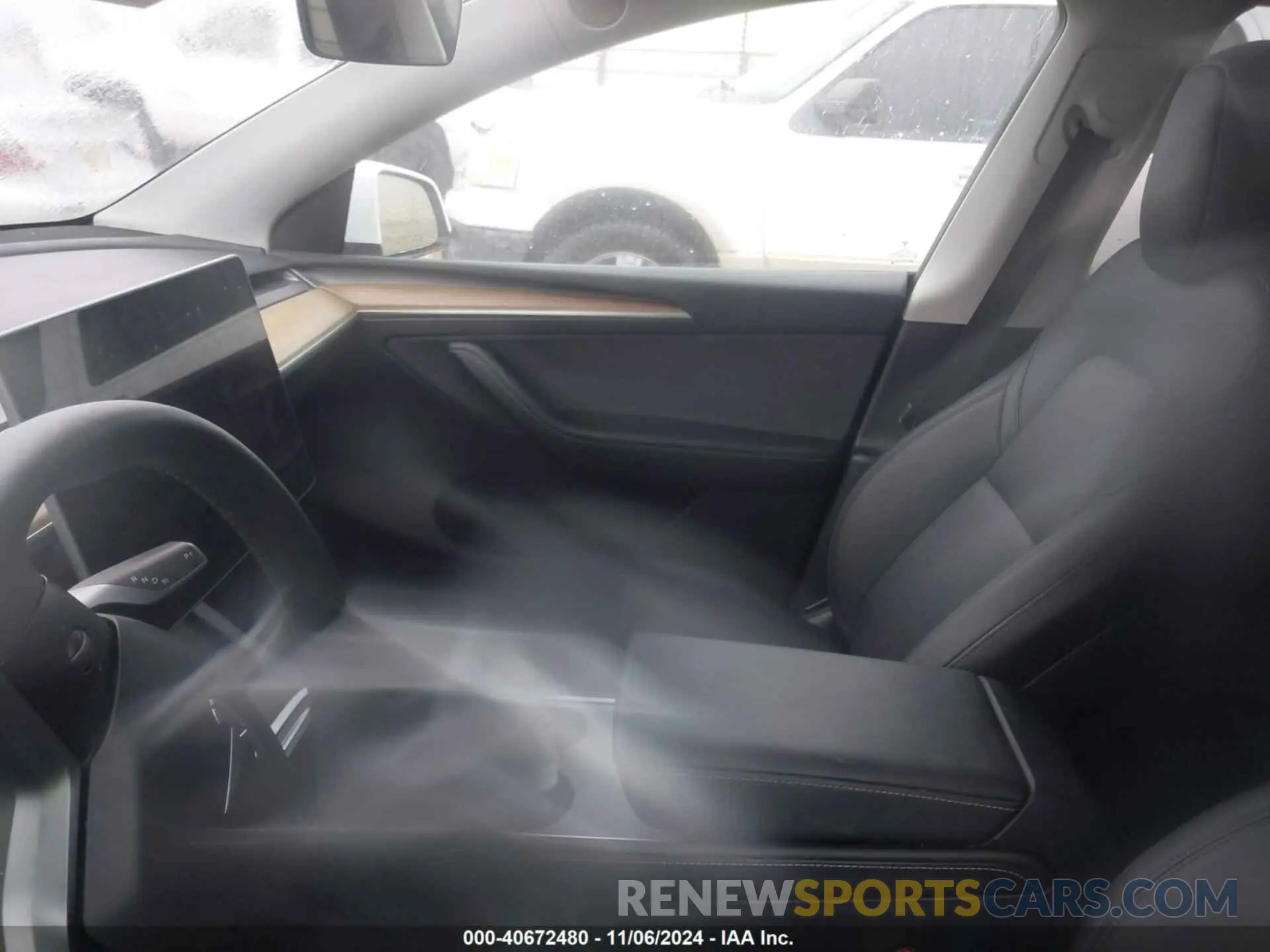 17 Photograph of a damaged car 7SAYGDEE4PA044556 TESLA MODEL Y 2023