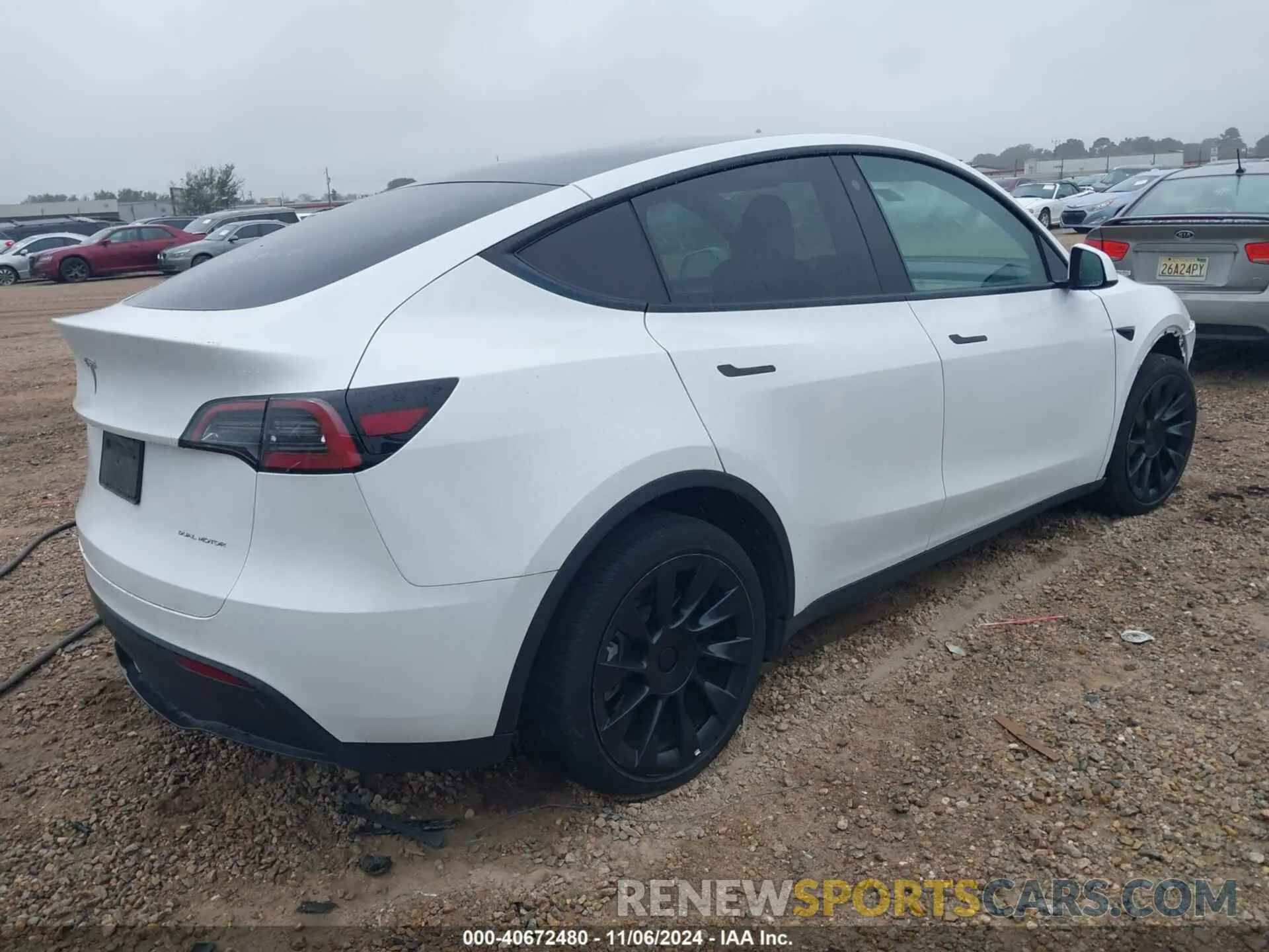 4 Photograph of a damaged car 7SAYGDEE4PA044556 TESLA MODEL Y 2023