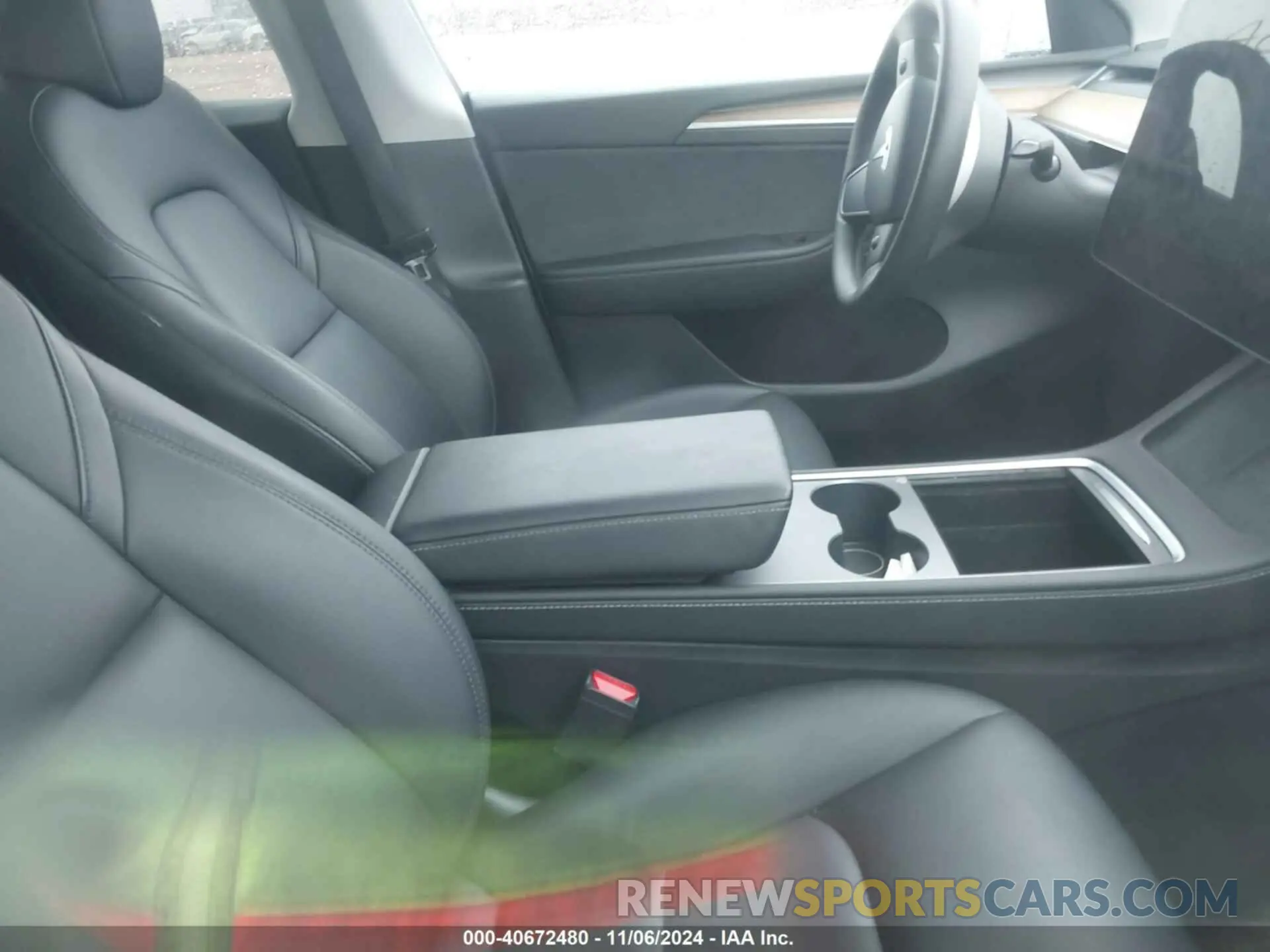 5 Photograph of a damaged car 7SAYGDEE4PA044556 TESLA MODEL Y 2023