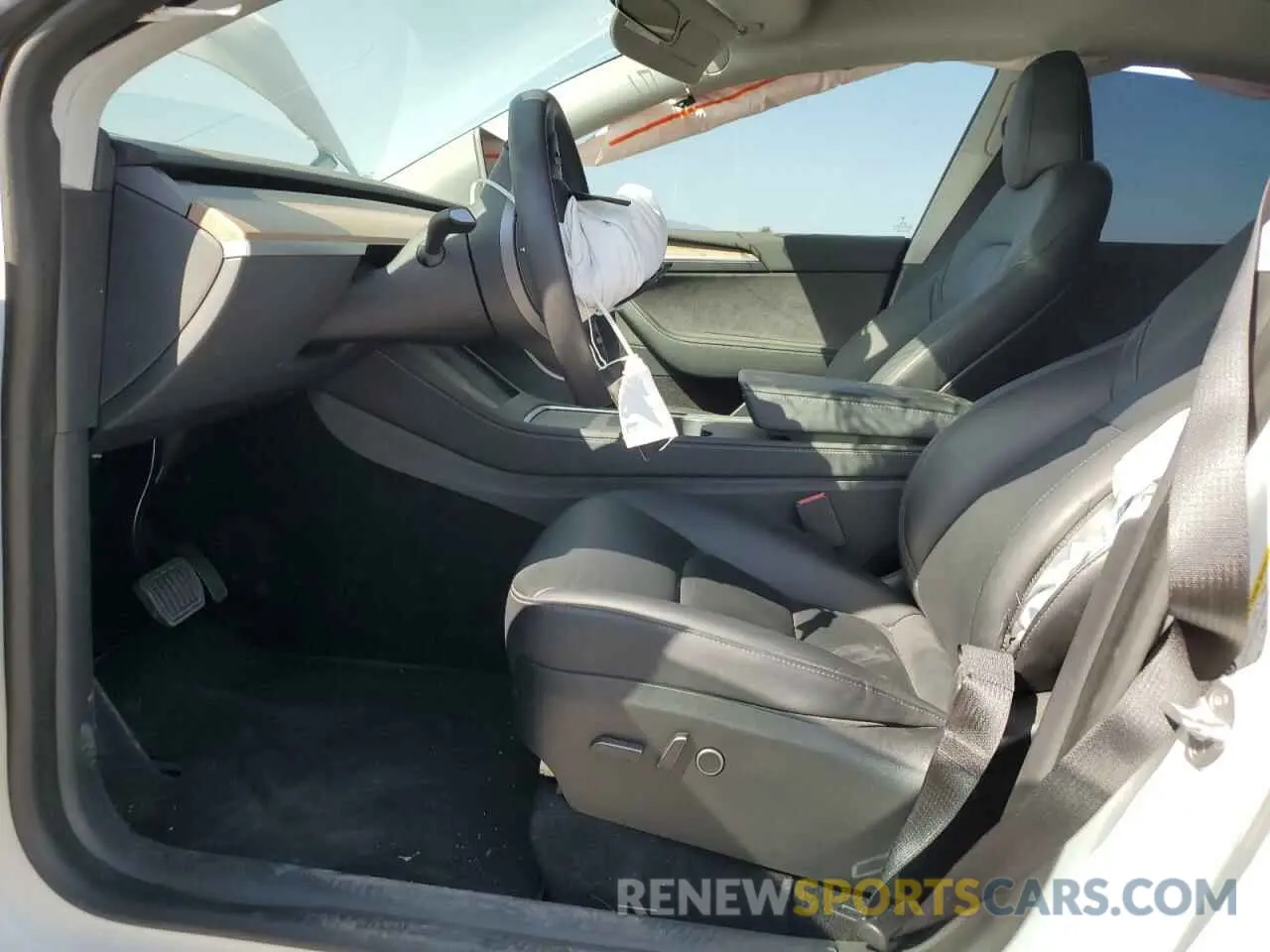 7 Photograph of a damaged car 7SAYGDEE4PA053094 TESLA MODEL Y 2023