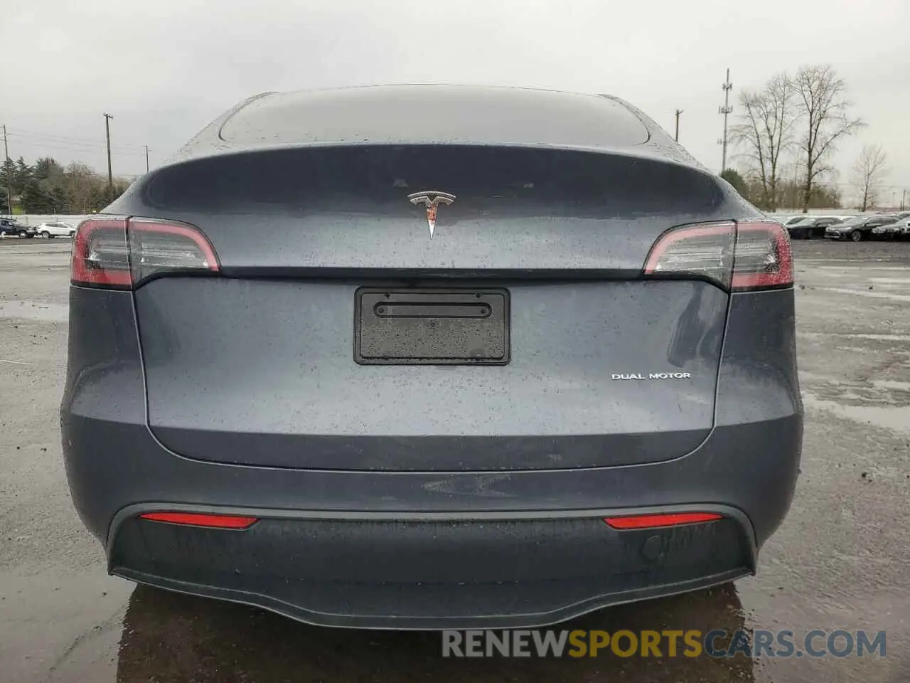 6 Photograph of a damaged car 7SAYGDEE4PA070526 TESLA MODEL Y 2023