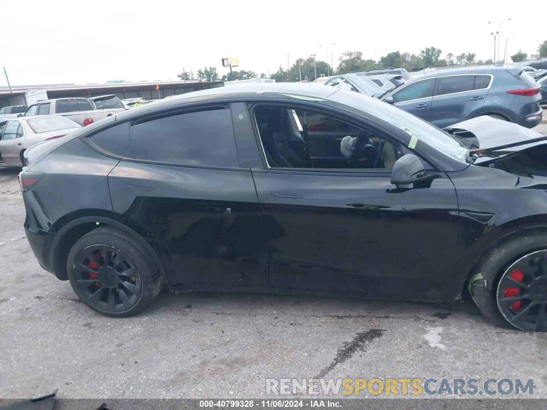12 Photograph of a damaged car 7SAYGDEE4PA078206 TESLA MODEL Y 2023