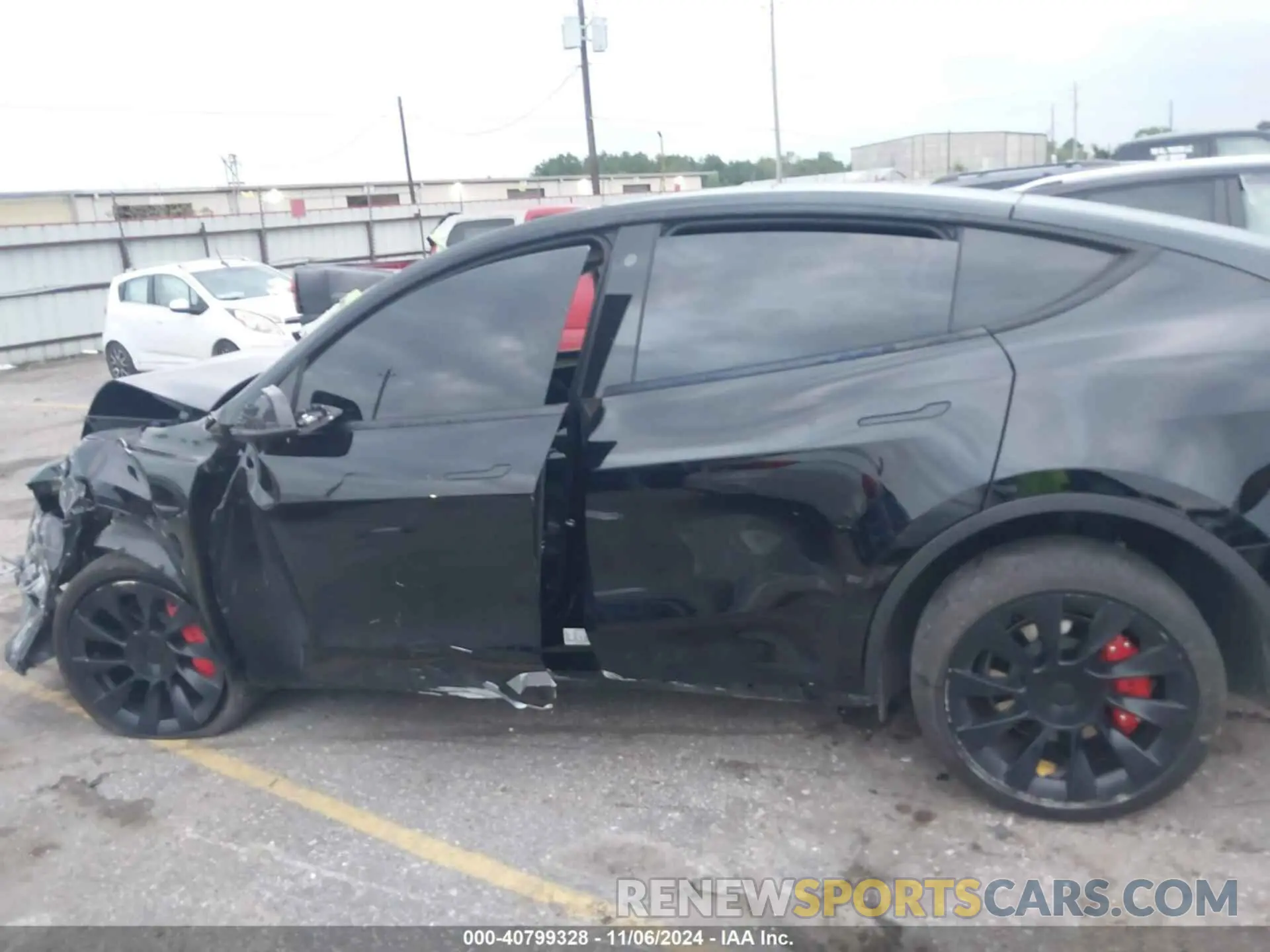 13 Photograph of a damaged car 7SAYGDEE4PA078206 TESLA MODEL Y 2023