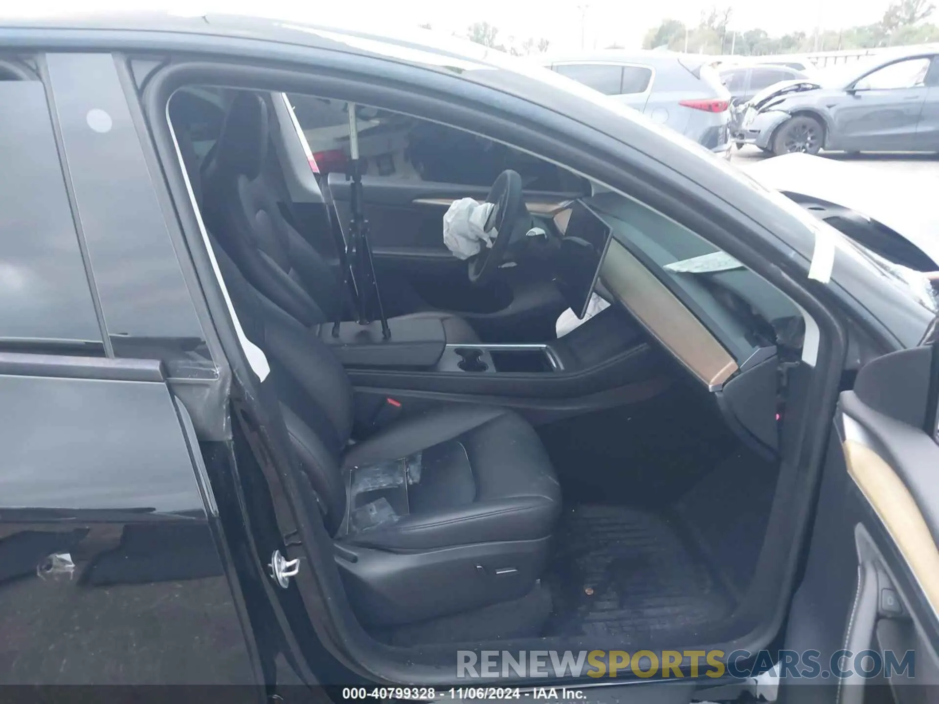5 Photograph of a damaged car 7SAYGDEE4PA078206 TESLA MODEL Y 2023