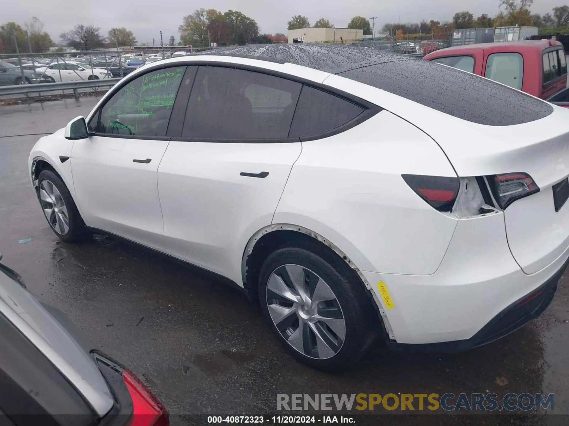 14 Photograph of a damaged car 7SAYGDEE4PA078626 TESLA MODEL Y 2023