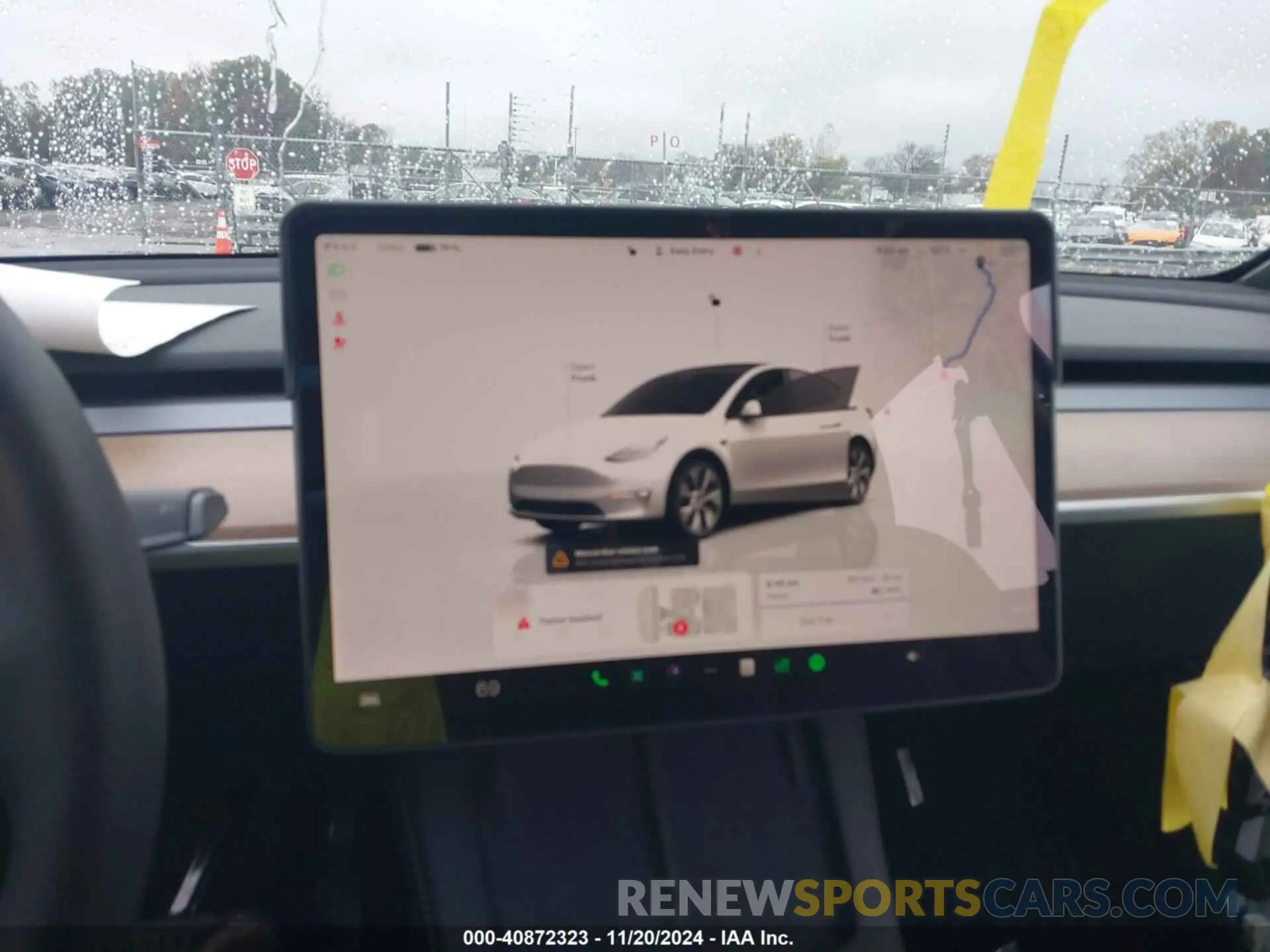18 Photograph of a damaged car 7SAYGDEE4PA078626 TESLA MODEL Y 2023