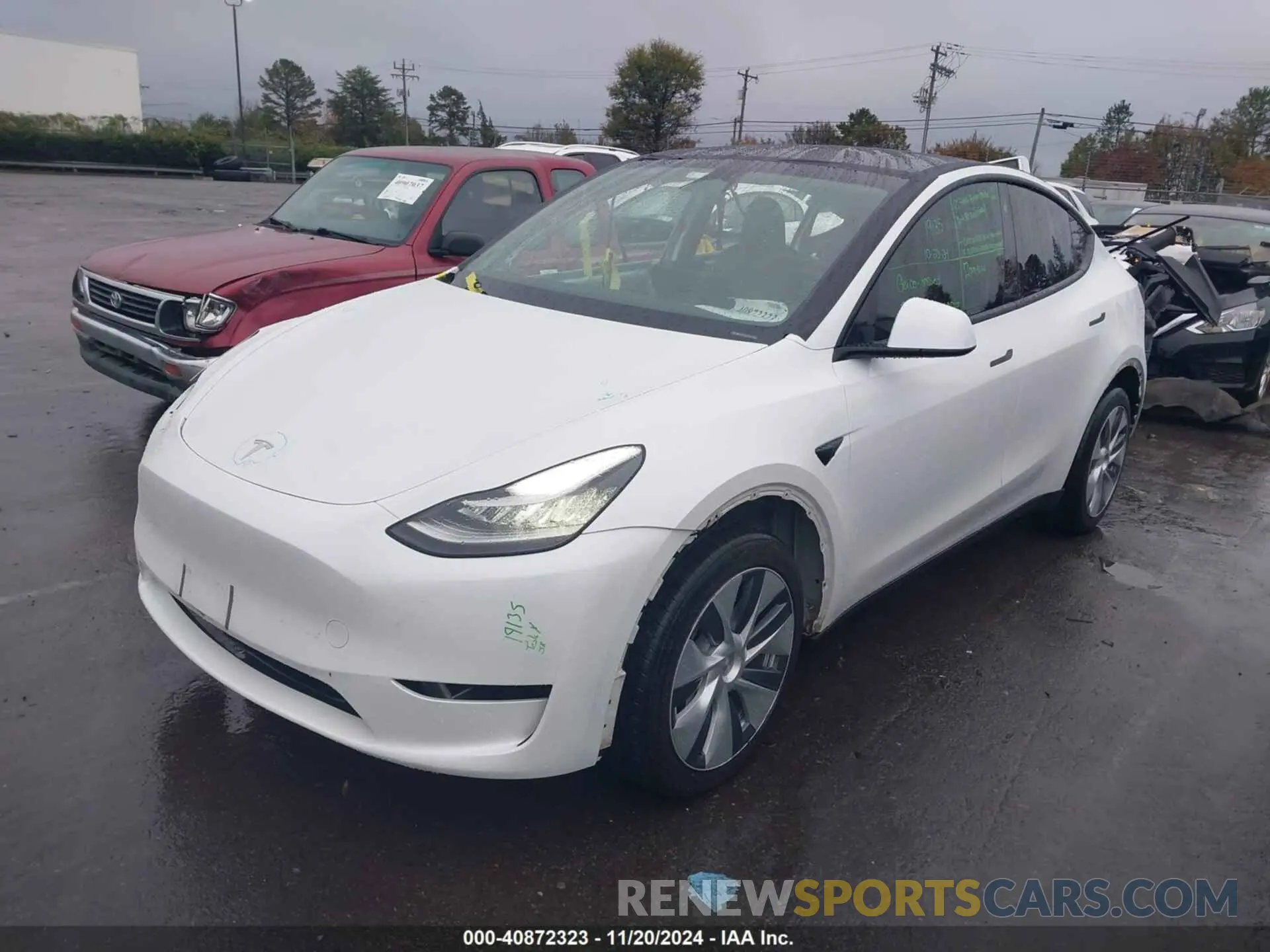2 Photograph of a damaged car 7SAYGDEE4PA078626 TESLA MODEL Y 2023