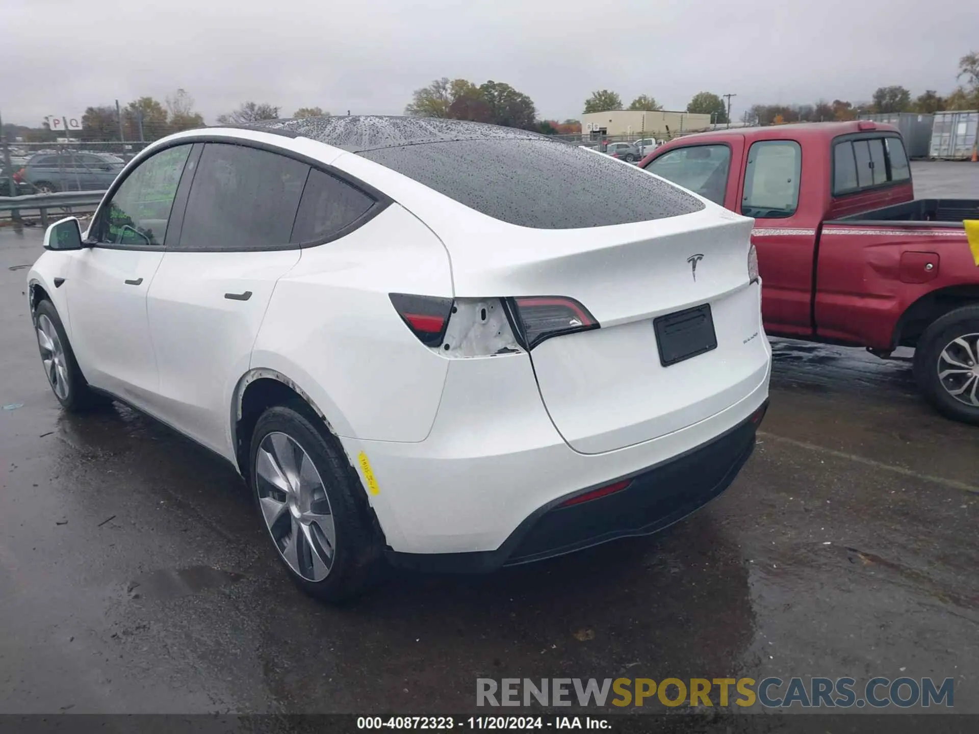 3 Photograph of a damaged car 7SAYGDEE4PA078626 TESLA MODEL Y 2023