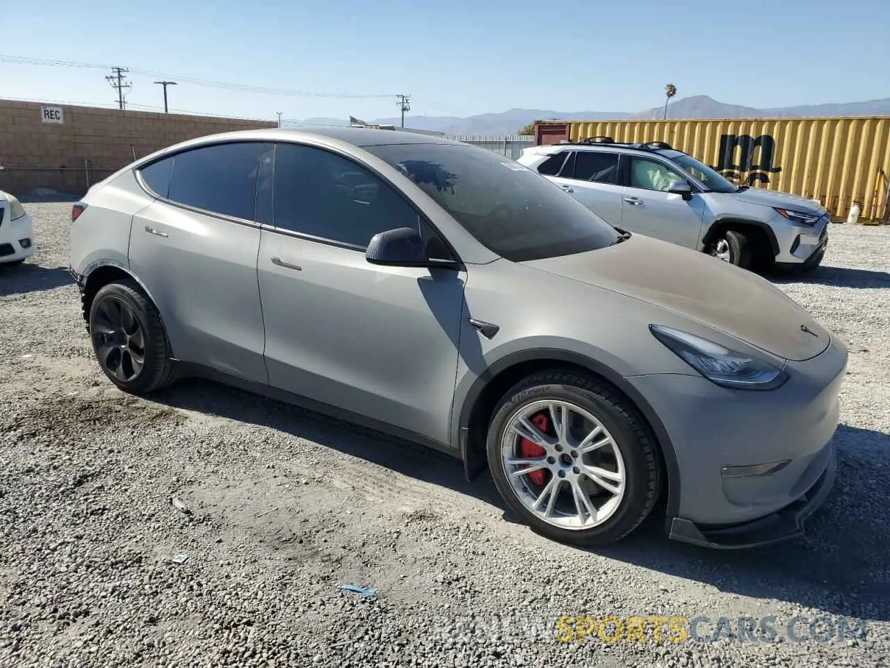 4 Photograph of a damaged car 7SAYGDEE4PA096382 TESLA MODEL Y 2023