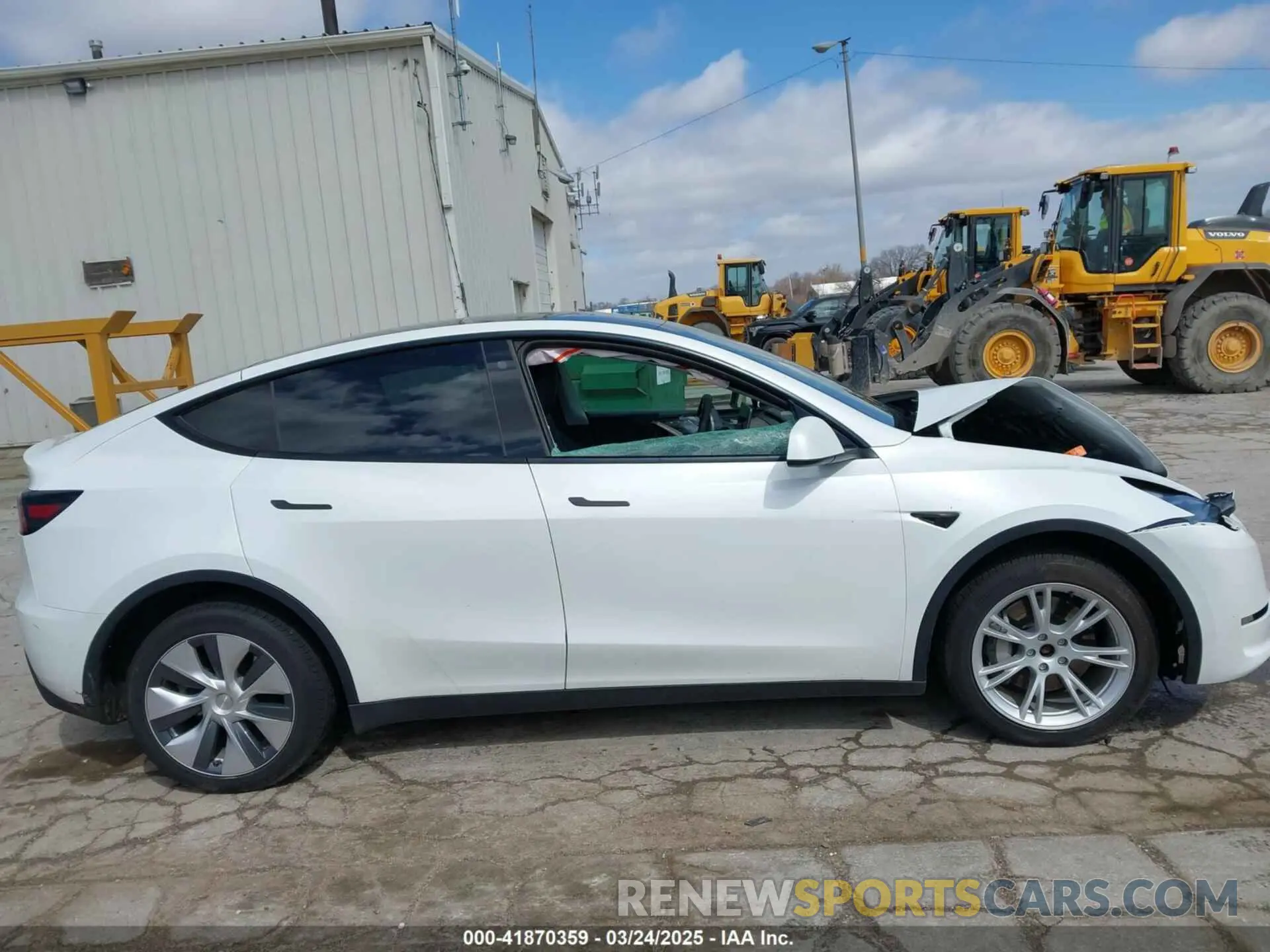 14 Photograph of a damaged car 7SAYGDEE4PA119854 TESLA MODEL Y 2023