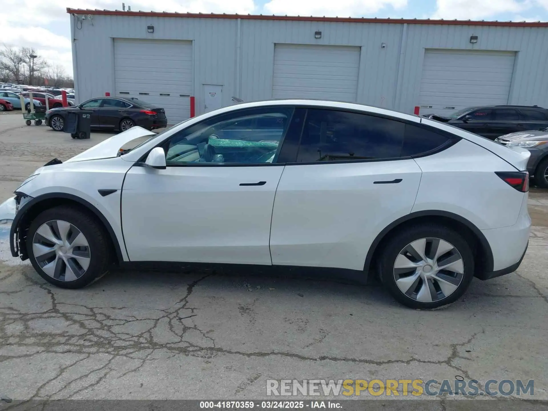 15 Photograph of a damaged car 7SAYGDEE4PA119854 TESLA MODEL Y 2023