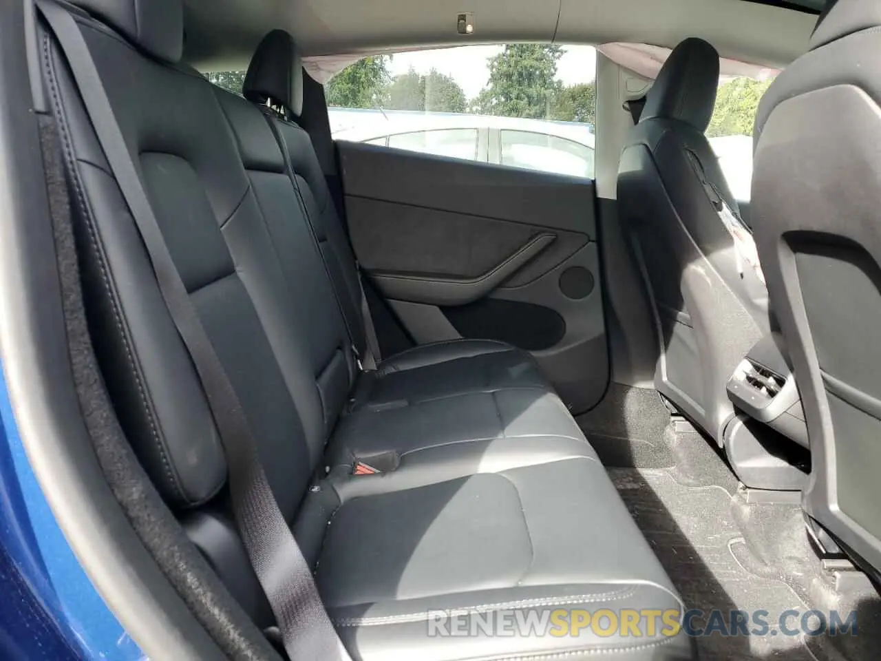 11 Photograph of a damaged car 7SAYGDEE4PA129039 TESLA MODEL Y 2023