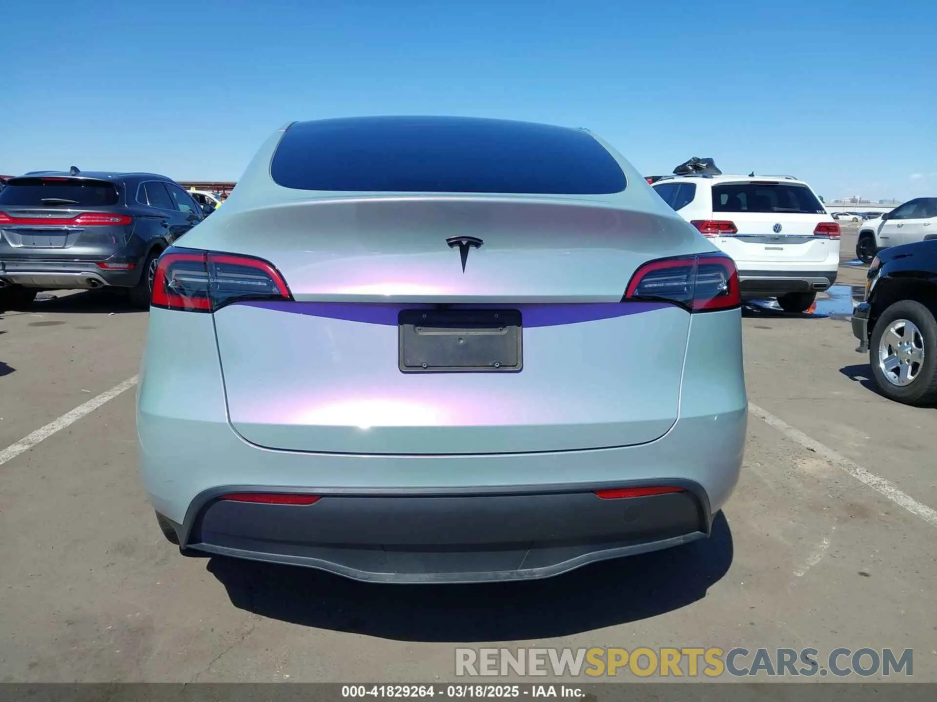 16 Photograph of a damaged car 7SAYGDEE4PA136413 TESLA MODEL Y 2023