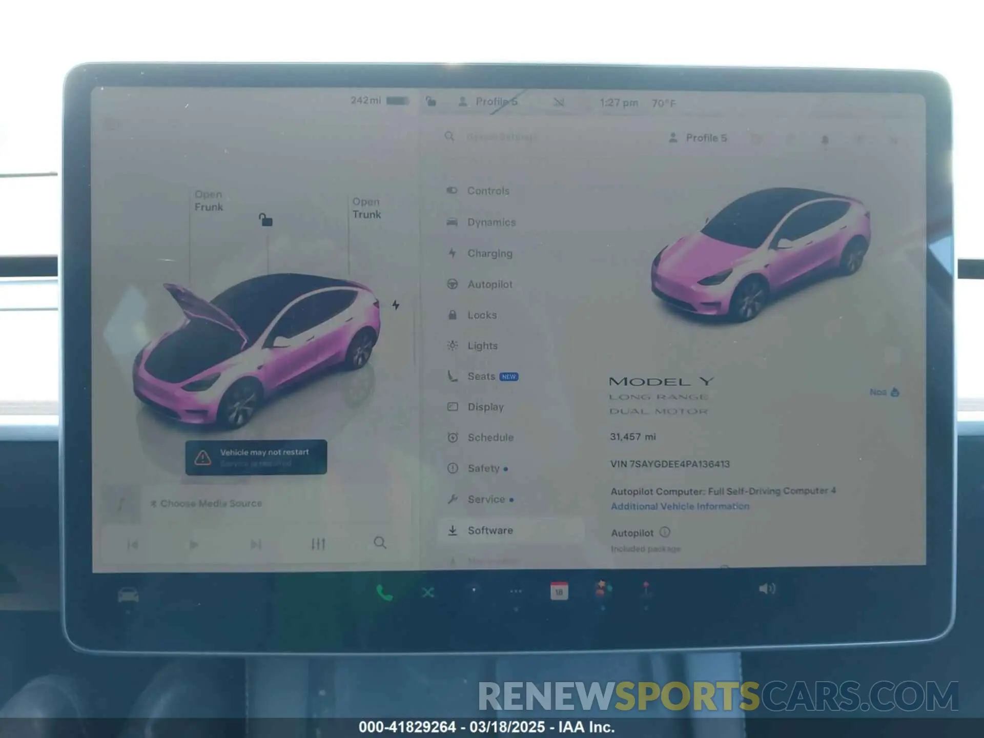18 Photograph of a damaged car 7SAYGDEE4PA136413 TESLA MODEL Y 2023