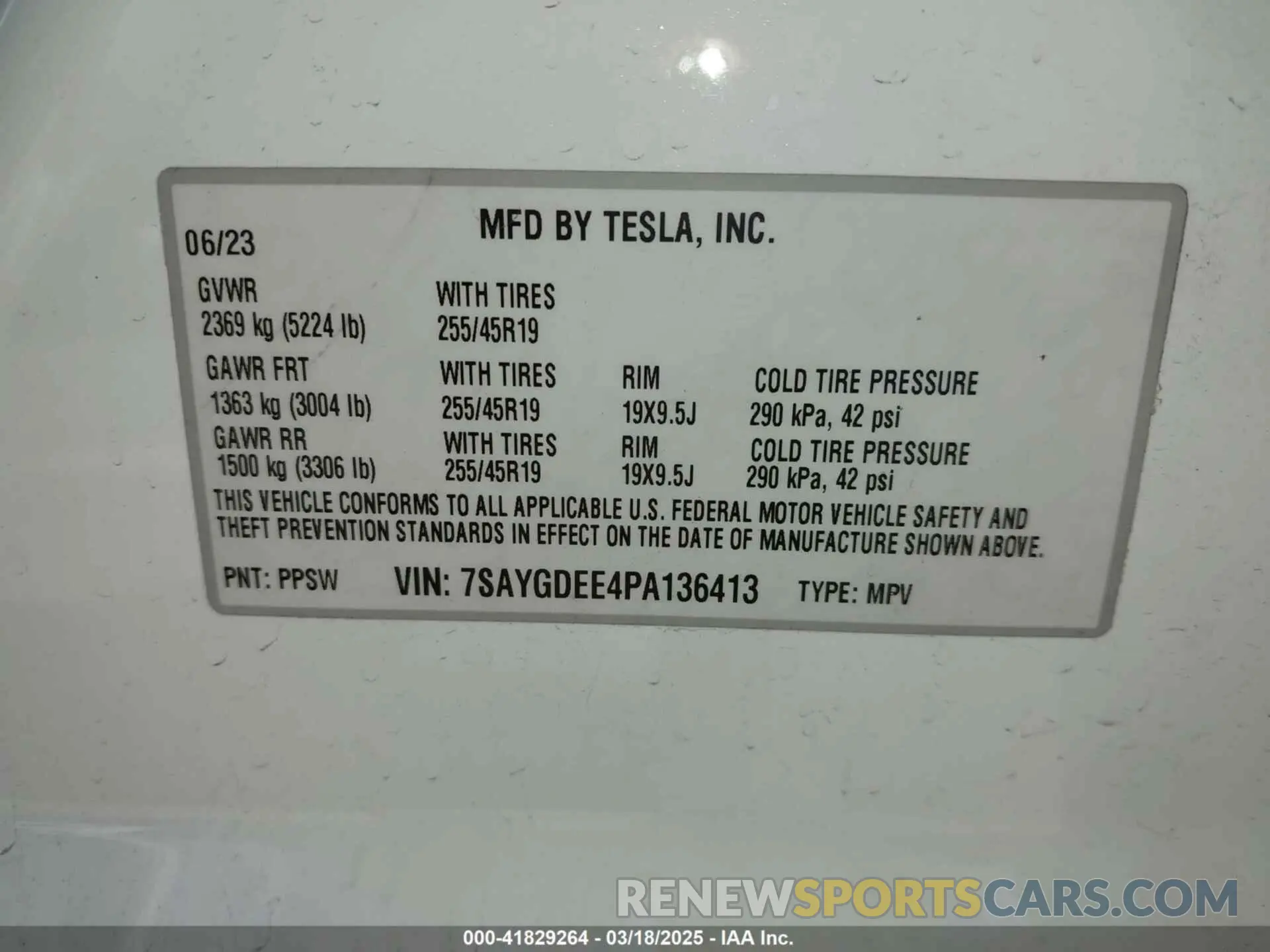 9 Photograph of a damaged car 7SAYGDEE4PA136413 TESLA MODEL Y 2023