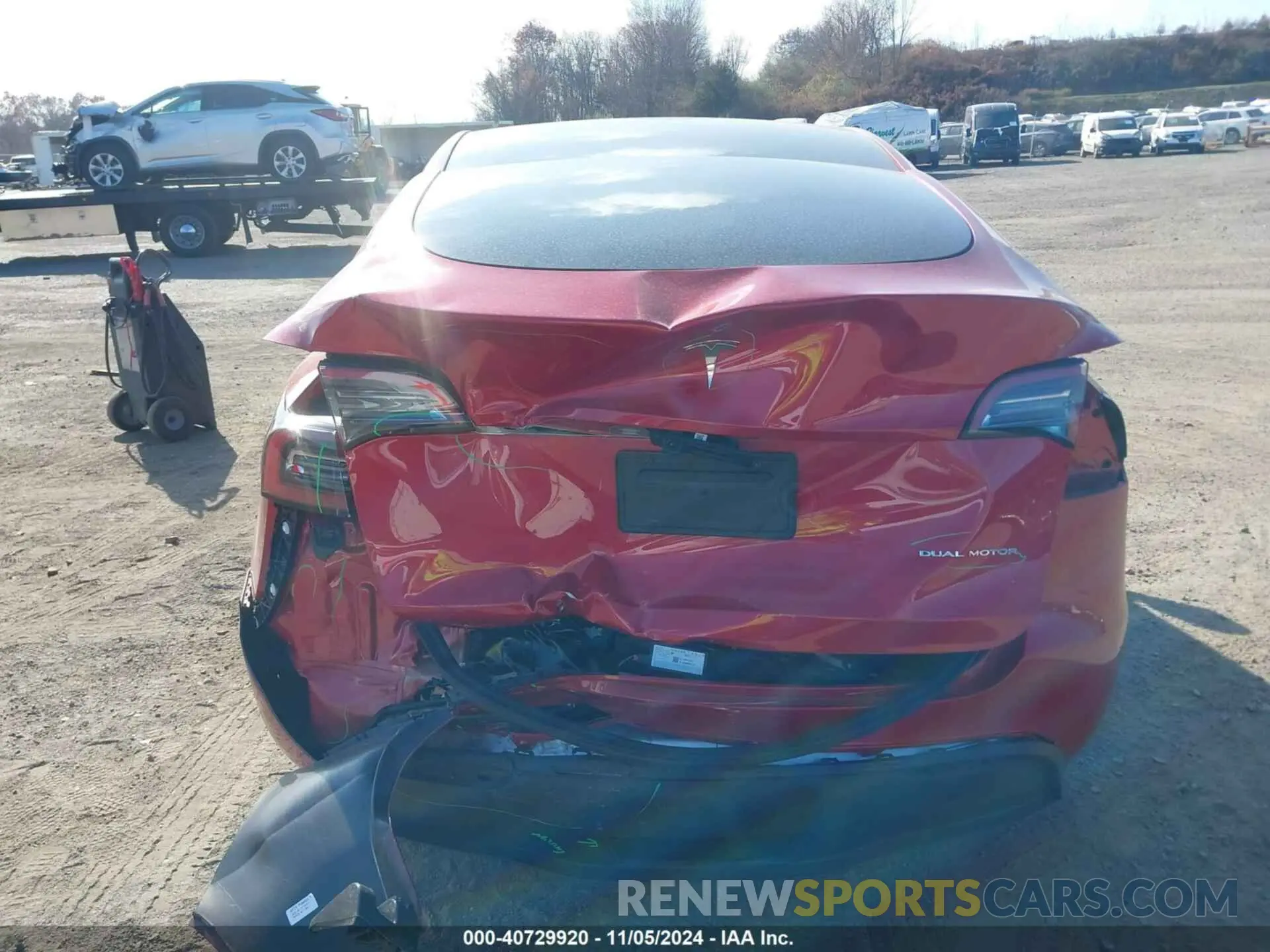 16 Photograph of a damaged car 7SAYGDEE4PA141398 TESLA MODEL Y 2023