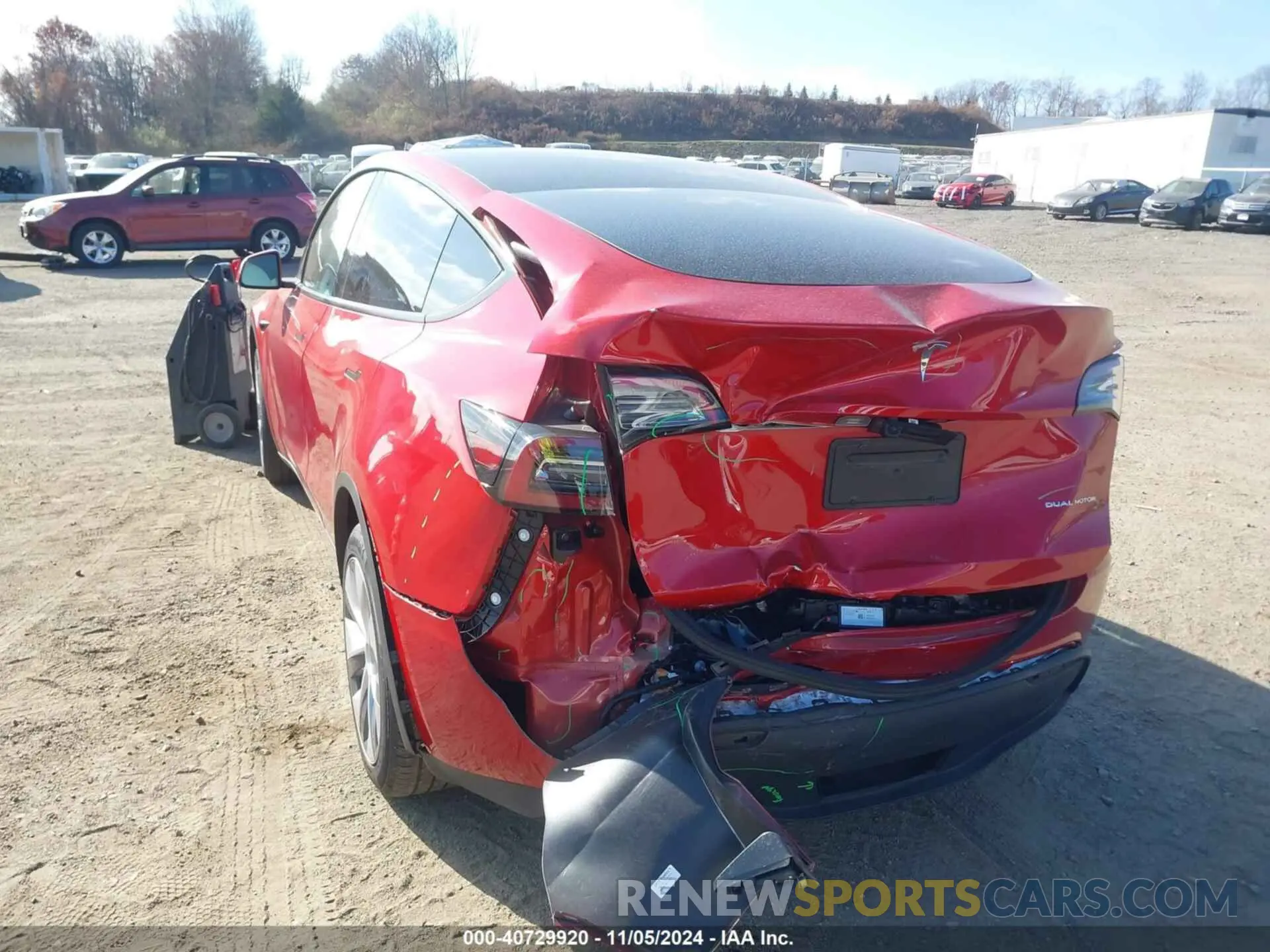 6 Photograph of a damaged car 7SAYGDEE4PA141398 TESLA MODEL Y 2023