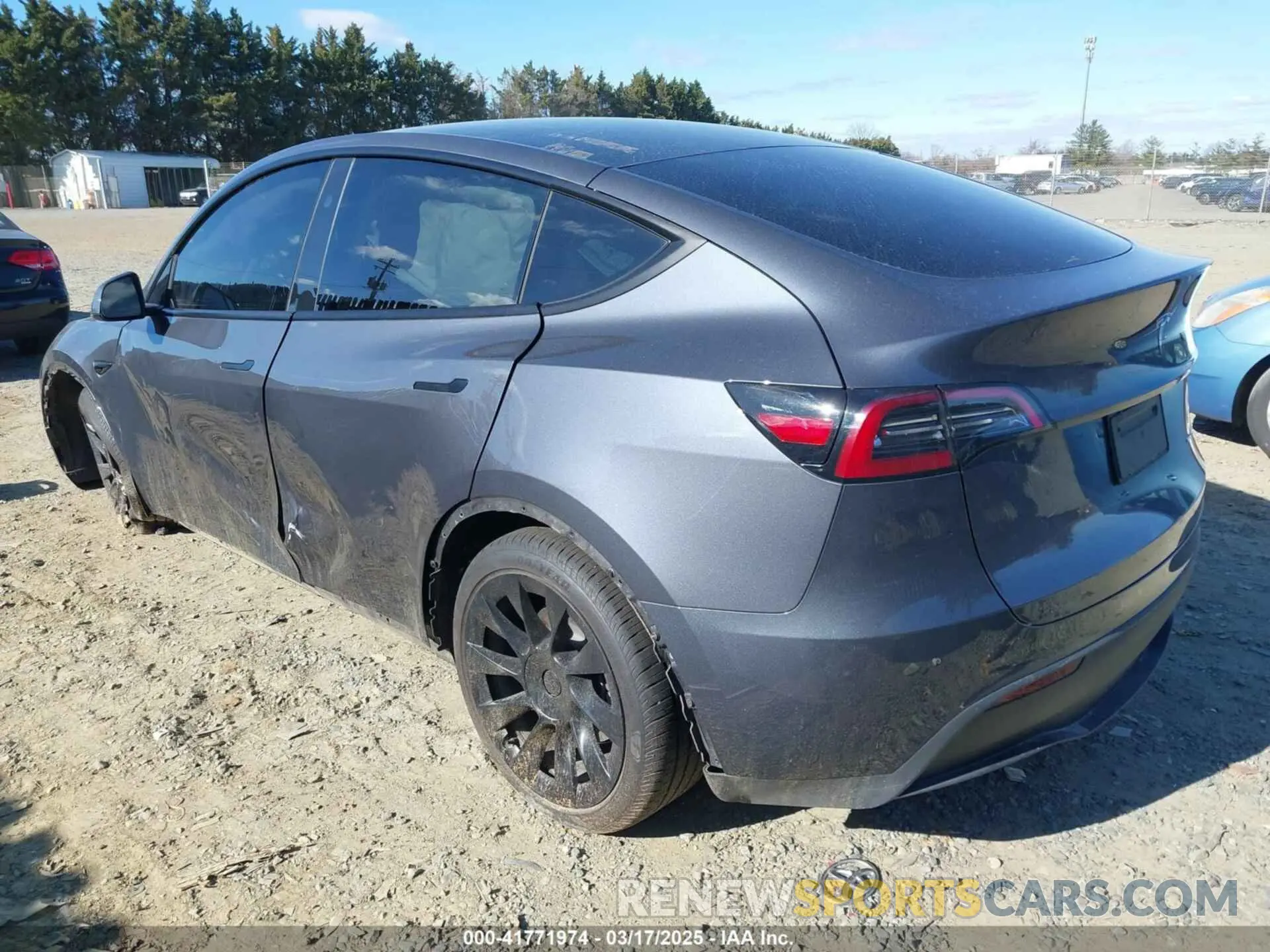 3 Photograph of a damaged car 7SAYGDEE4PA145922 TESLA MODEL Y 2023