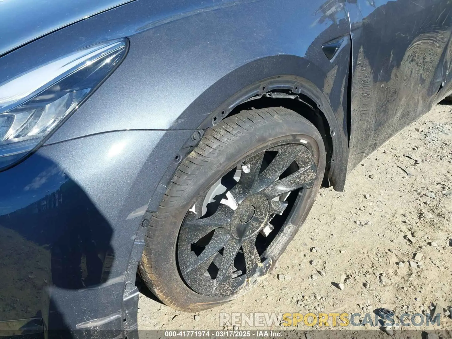 6 Photograph of a damaged car 7SAYGDEE4PA145922 TESLA MODEL Y 2023