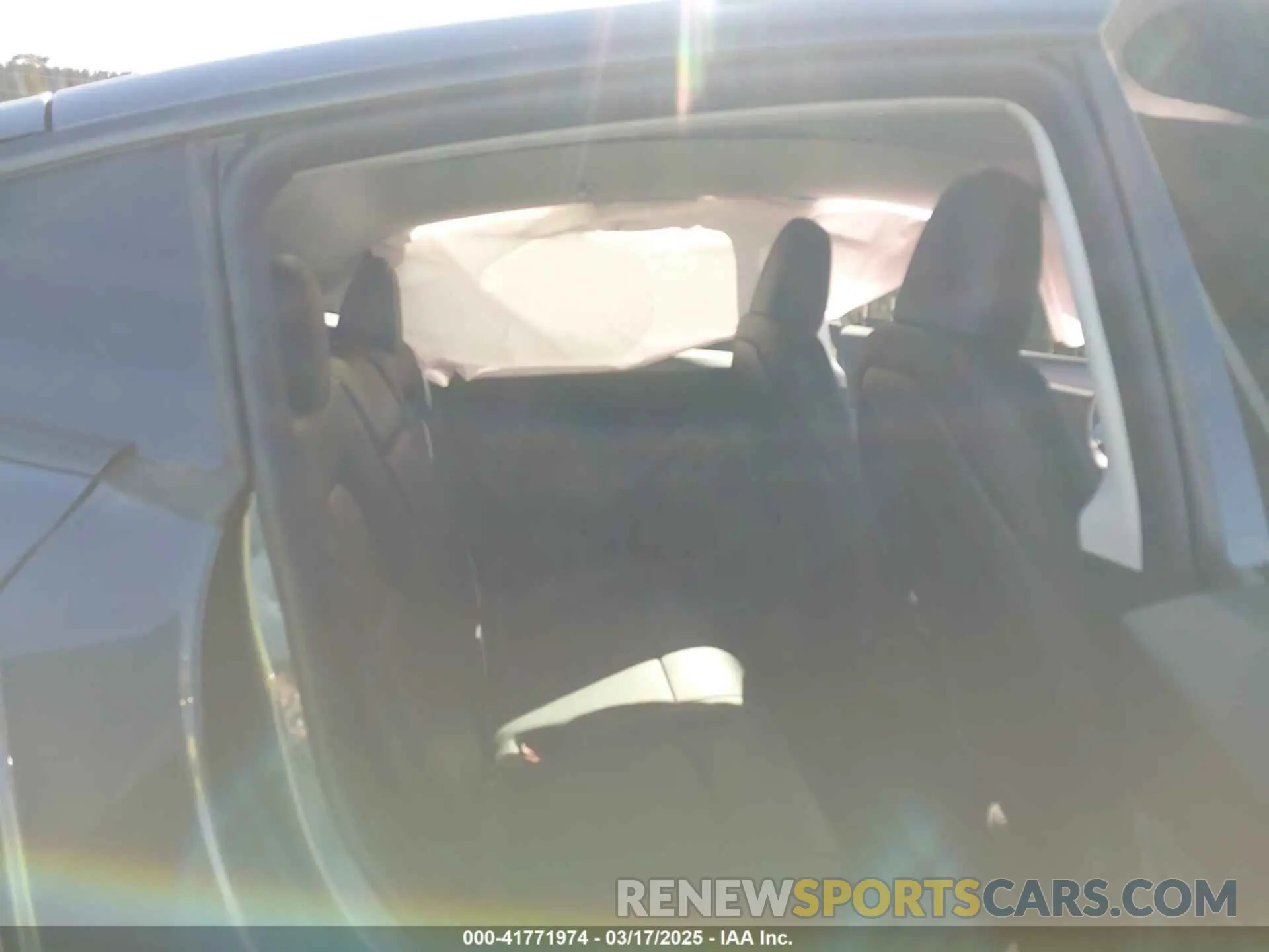 8 Photograph of a damaged car 7SAYGDEE4PA145922 TESLA MODEL Y 2023