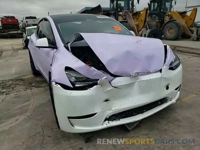 10 Photograph of a damaged car 7SAYGDEE4PA146777 TESLA MODEL Y 2023