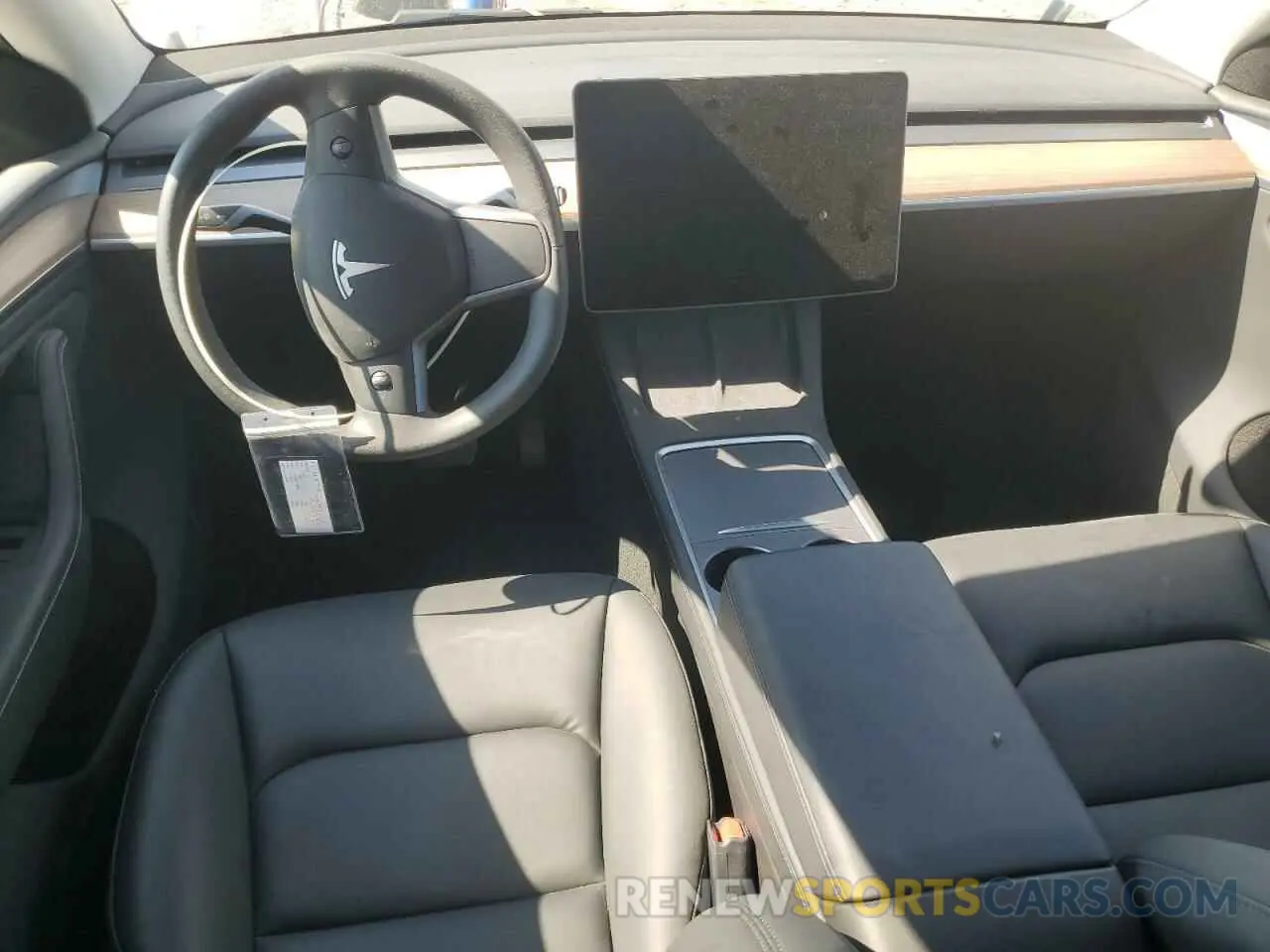 8 Photograph of a damaged car 7SAYGDEE4PA160369 TESLA MODEL Y 2023