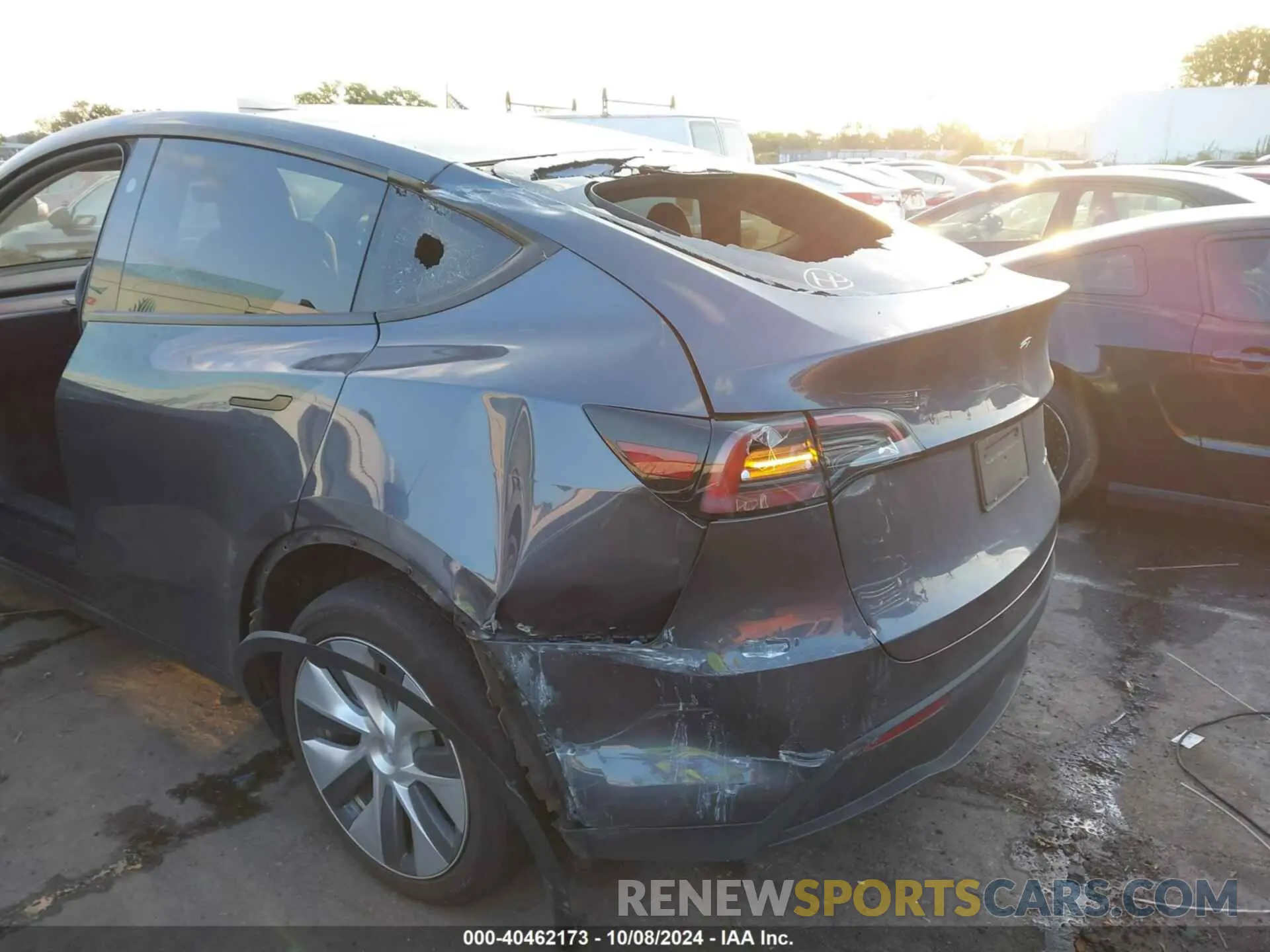 6 Photograph of a damaged car 7SAYGDEE4PA170738 TESLA MODEL Y 2023