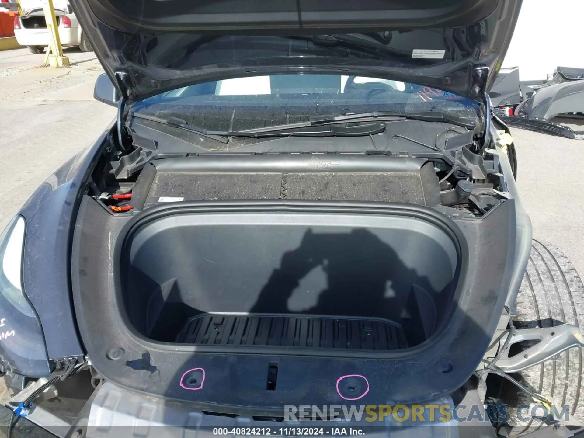10 Photograph of a damaged car 7SAYGDEE4PA181190 TESLA MODEL Y 2023