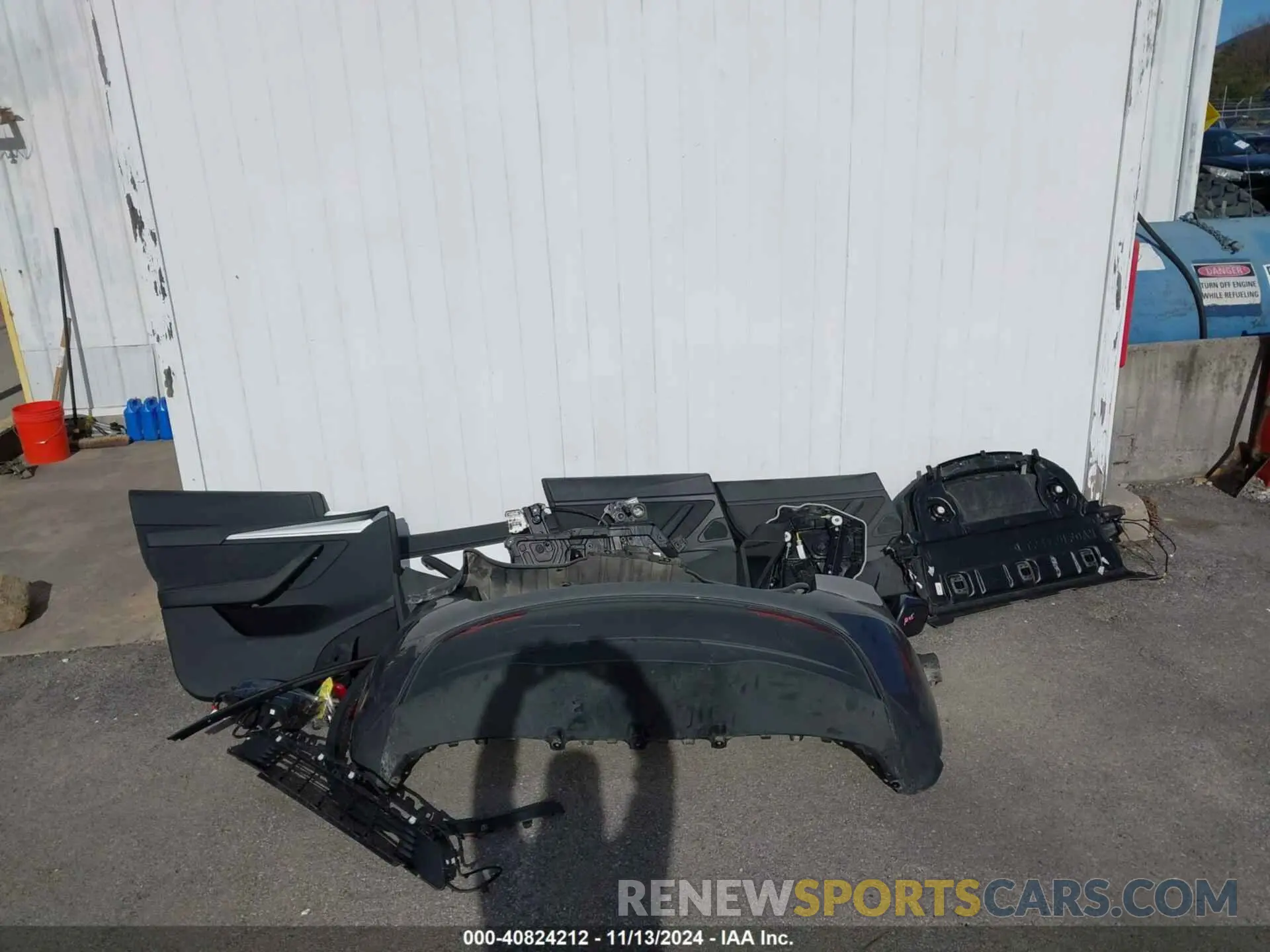 12 Photograph of a damaged car 7SAYGDEE4PA181190 TESLA MODEL Y 2023