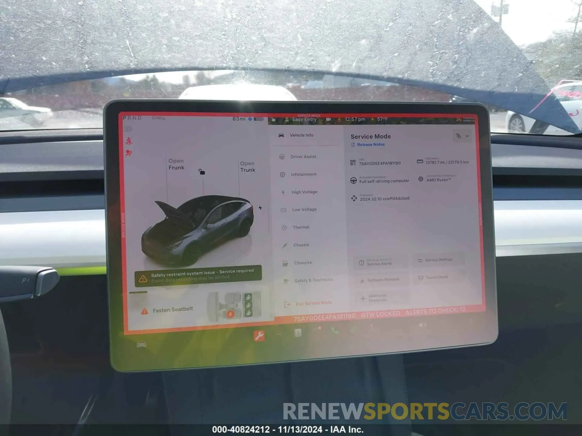 19 Photograph of a damaged car 7SAYGDEE4PA181190 TESLA MODEL Y 2023