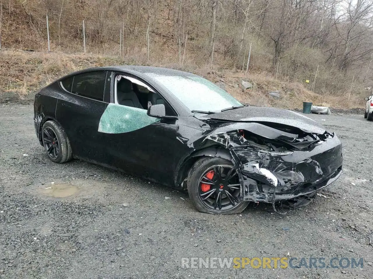 4 Photograph of a damaged car 7SAYGDEE4PA185207 TESLA MODEL Y 2023