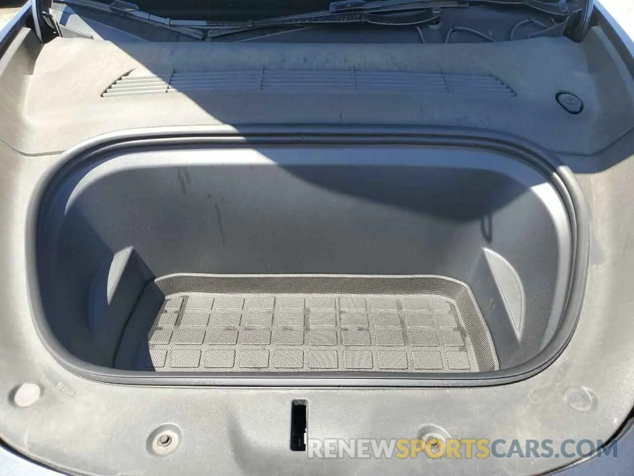 11 Photograph of a damaged car 7SAYGDEE4PA187636 TESLA MODEL Y 2023