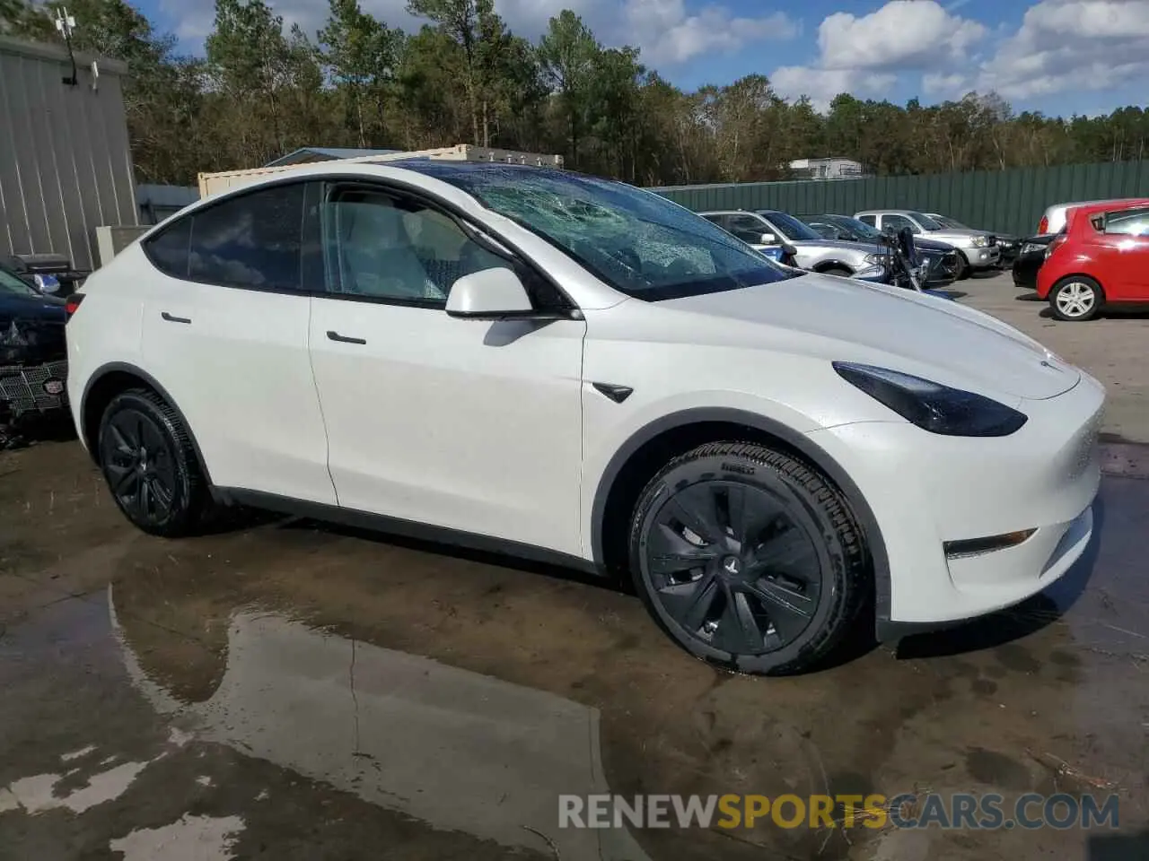 4 Photograph of a damaged car 7SAYGDEE4PA190147 TESLA MODEL Y 2023