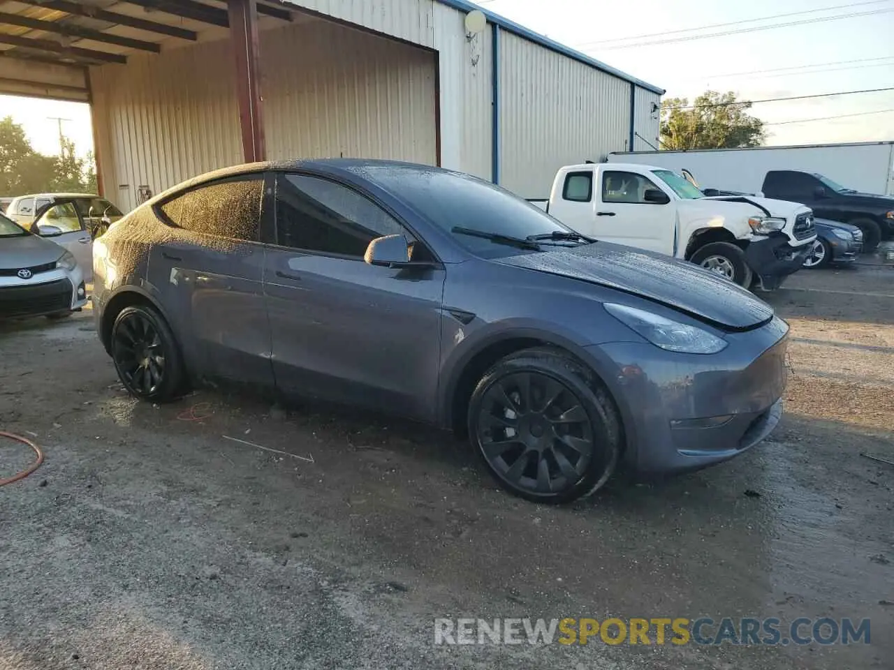 4 Photograph of a damaged car 7SAYGDEE4PA194831 TESLA MODEL Y 2023