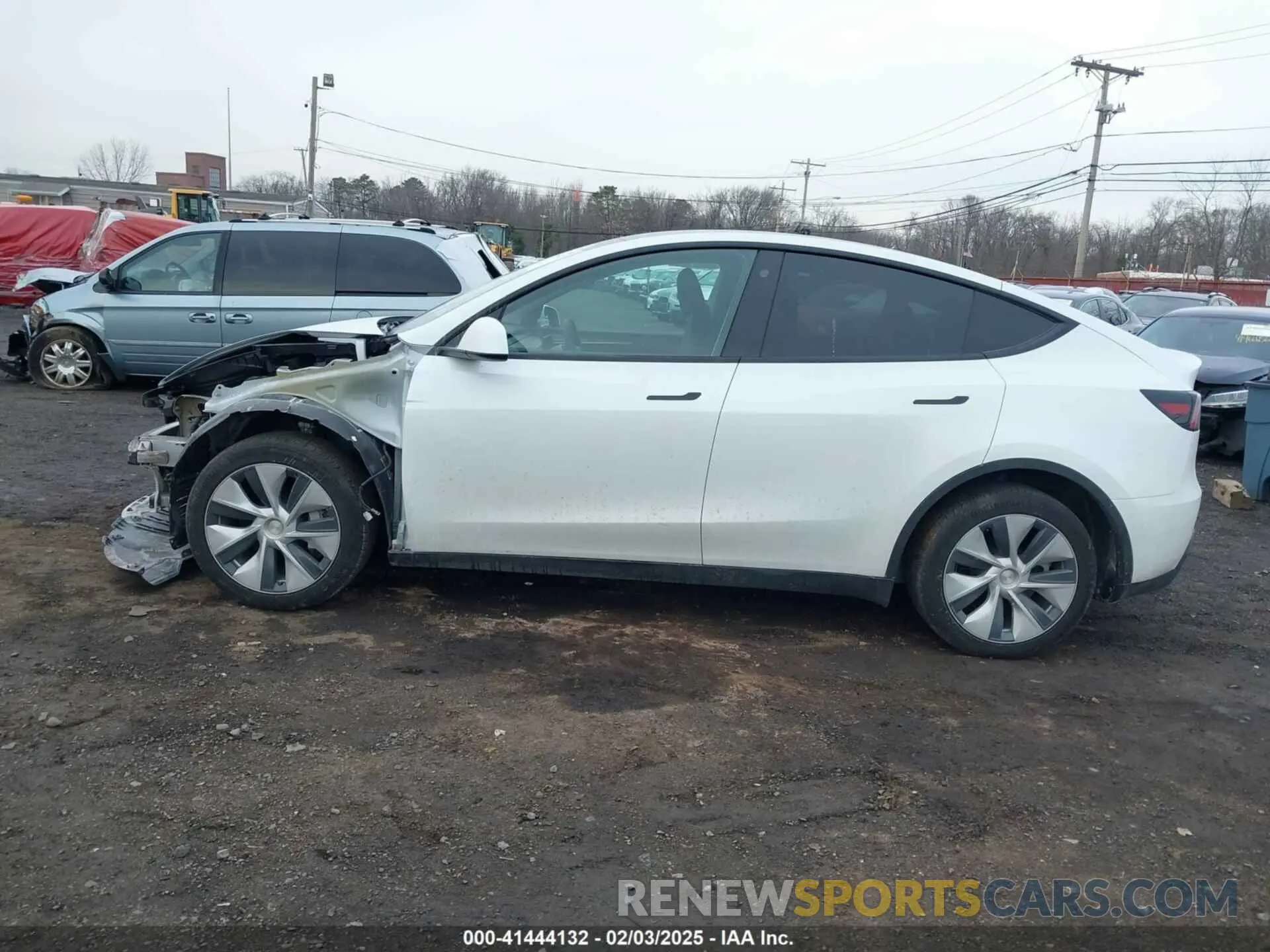 14 Photograph of a damaged car 7SAYGDEE4PF600271 TESLA MODEL Y 2023