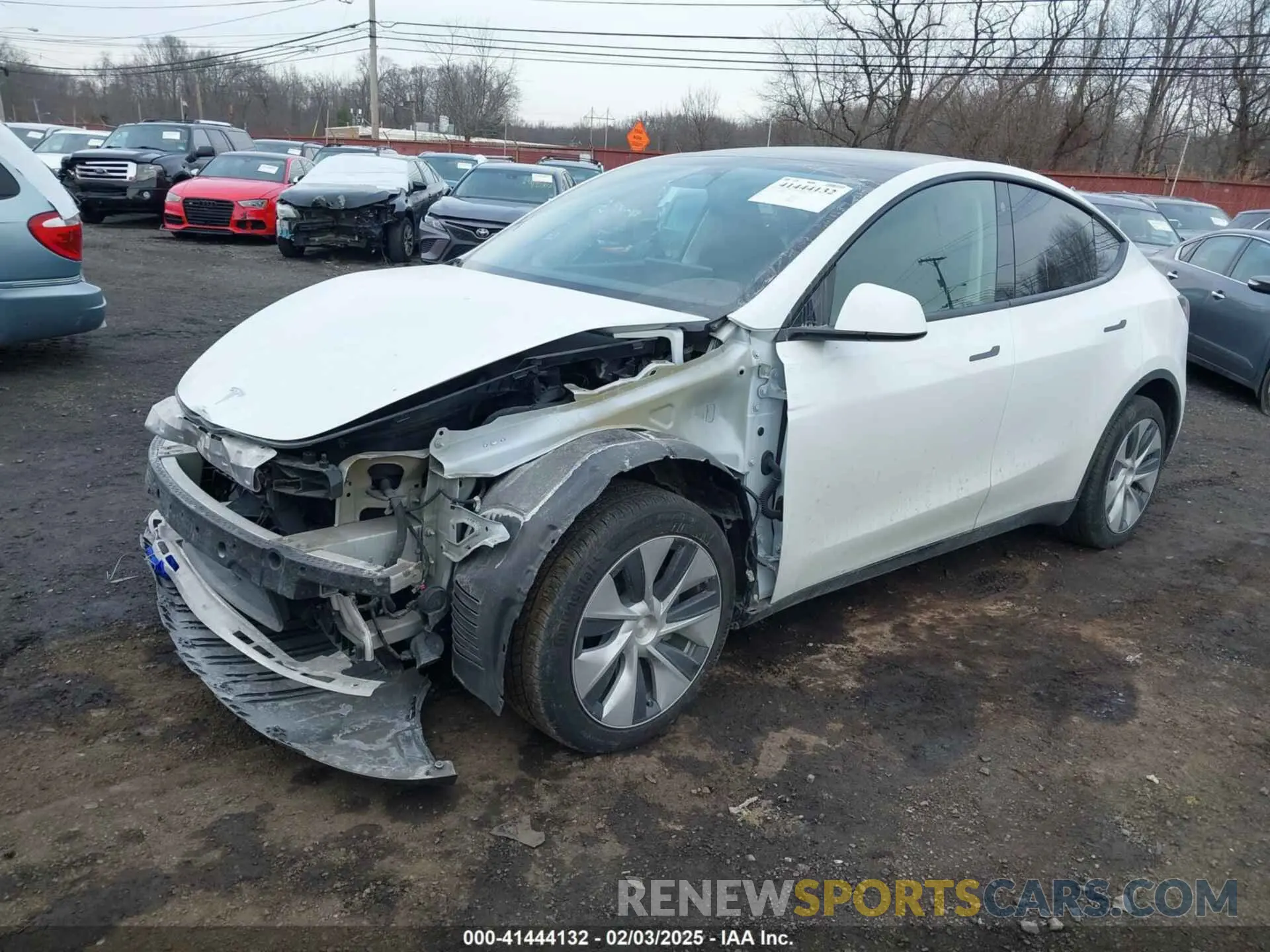 2 Photograph of a damaged car 7SAYGDEE4PF600271 TESLA MODEL Y 2023