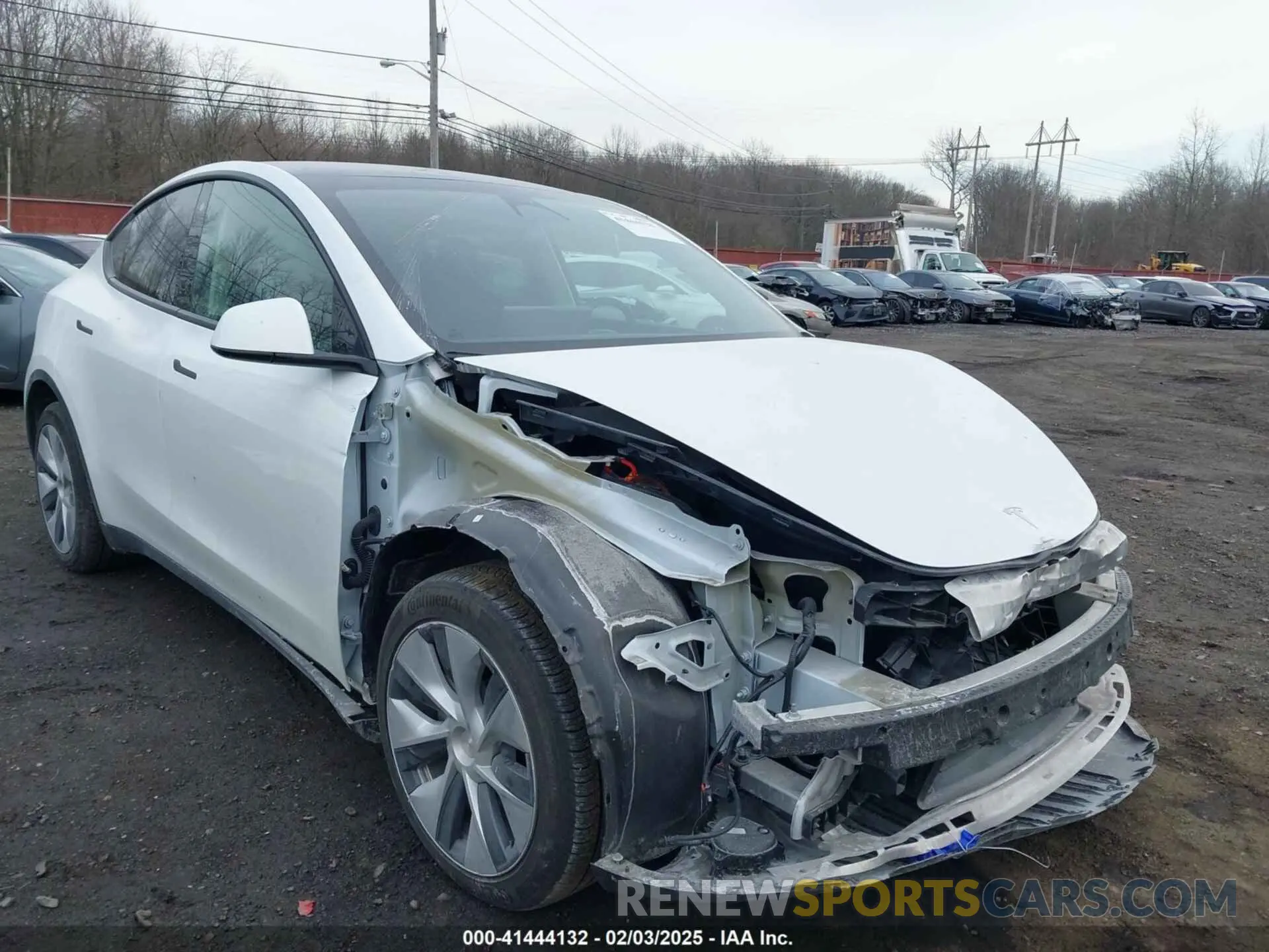 20 Photograph of a damaged car 7SAYGDEE4PF600271 TESLA MODEL Y 2023