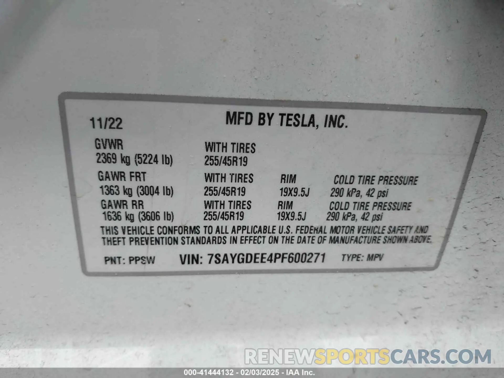 9 Photograph of a damaged car 7SAYGDEE4PF600271 TESLA MODEL Y 2023