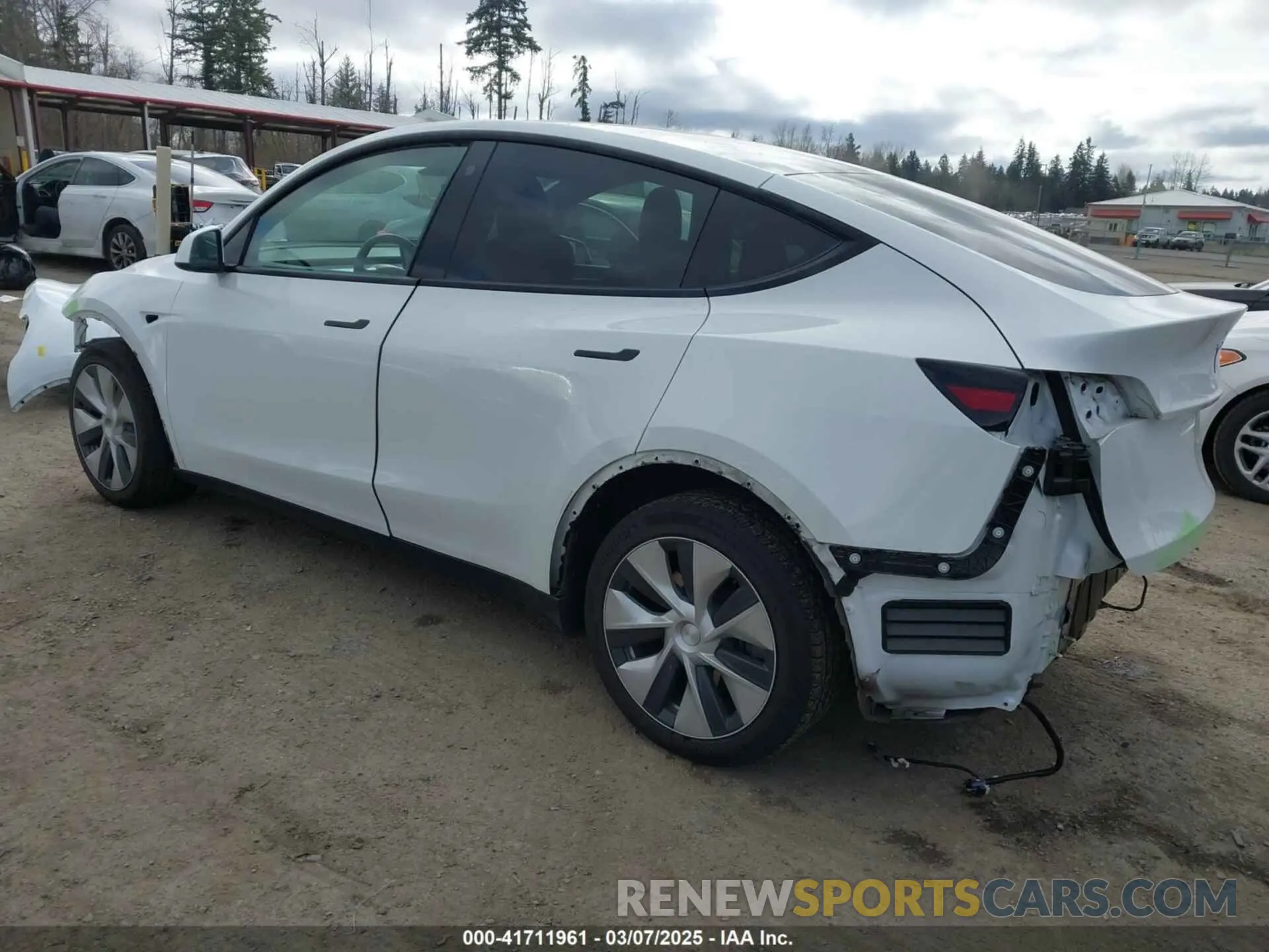 3 Photograph of a damaged car 7SAYGDEE4PF606636 TESLA MODEL Y 2023