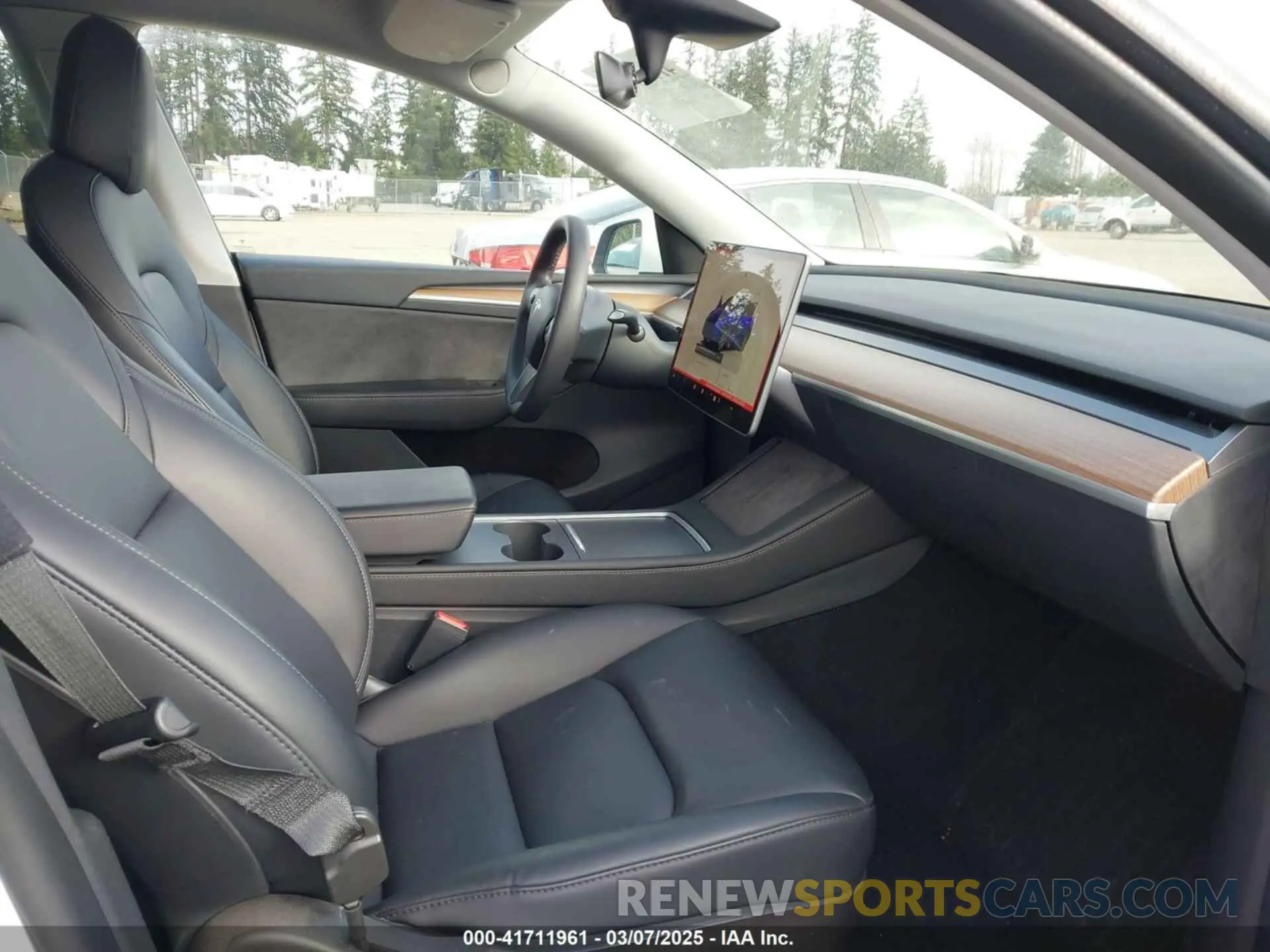 5 Photograph of a damaged car 7SAYGDEE4PF606636 TESLA MODEL Y 2023